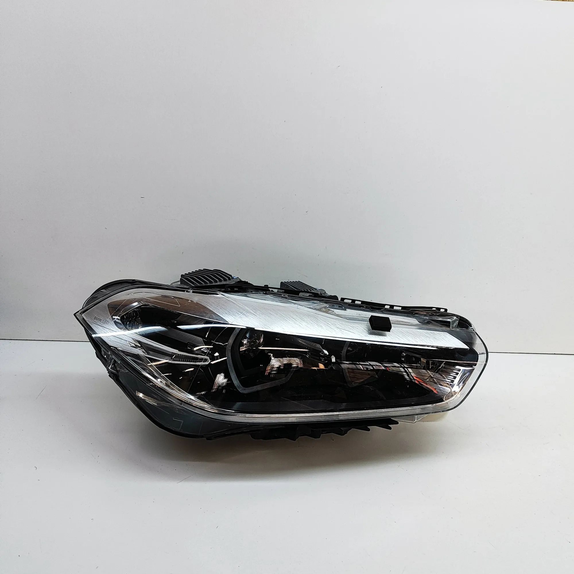 BMW X2 (F39) Front Right Headlight 90169874ZU01, 9851984 Front Right Headlight BMW...