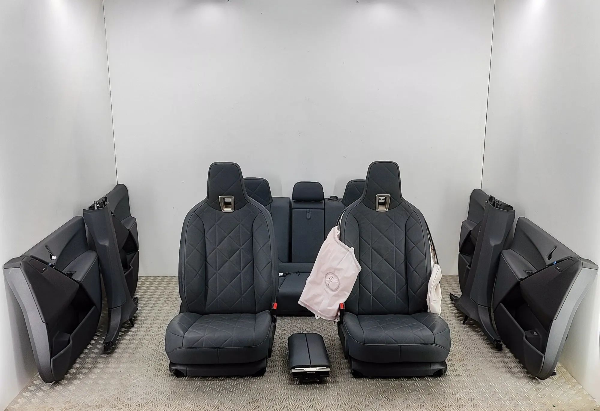 BMW iX (I20) Interior Seats W/ Door Cards Kit 9496003, 9495997, 9495999, 9496001, 9495959, 94...