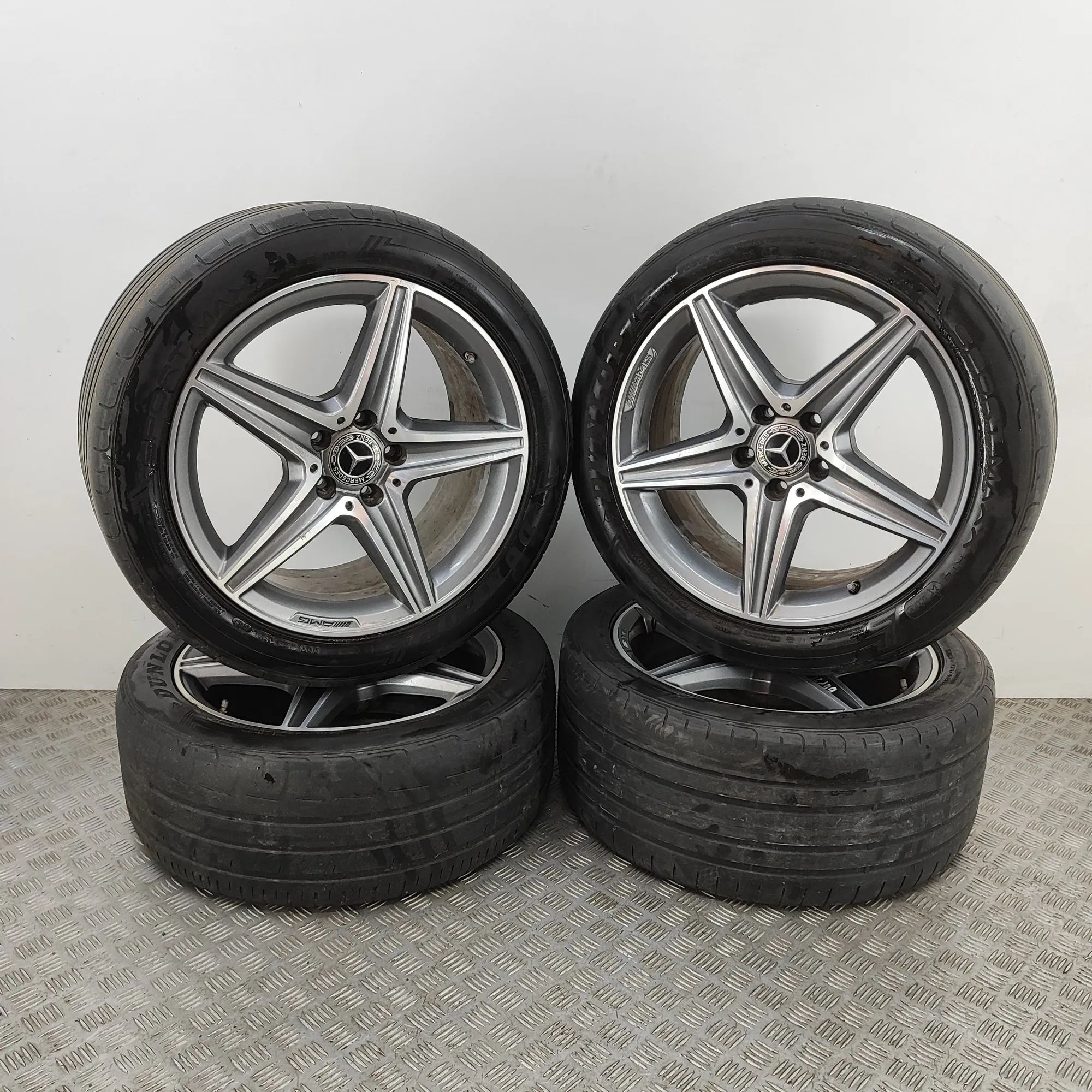Mercedes-Benz A (W176) Alloy Wheel Set A2134011900, A2134011800 Alloy Wheel Set MERCED...