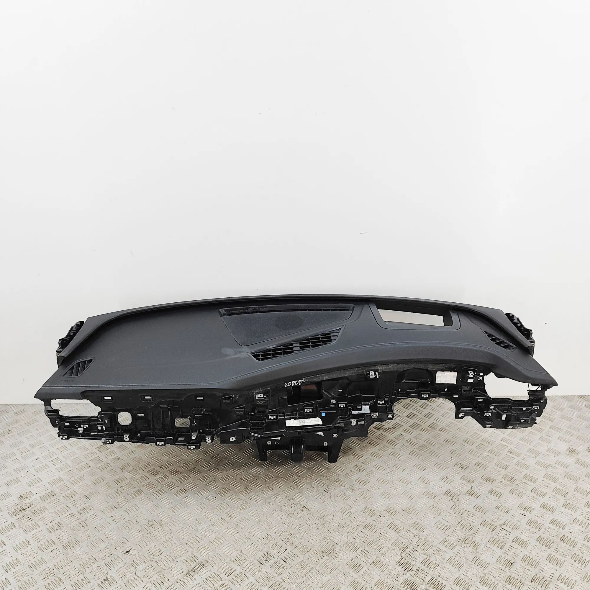 Audi Q5 (GU) Dashboard 8MC857001A Dashboard AUDI Q5 (GUB) (2025-...)

...