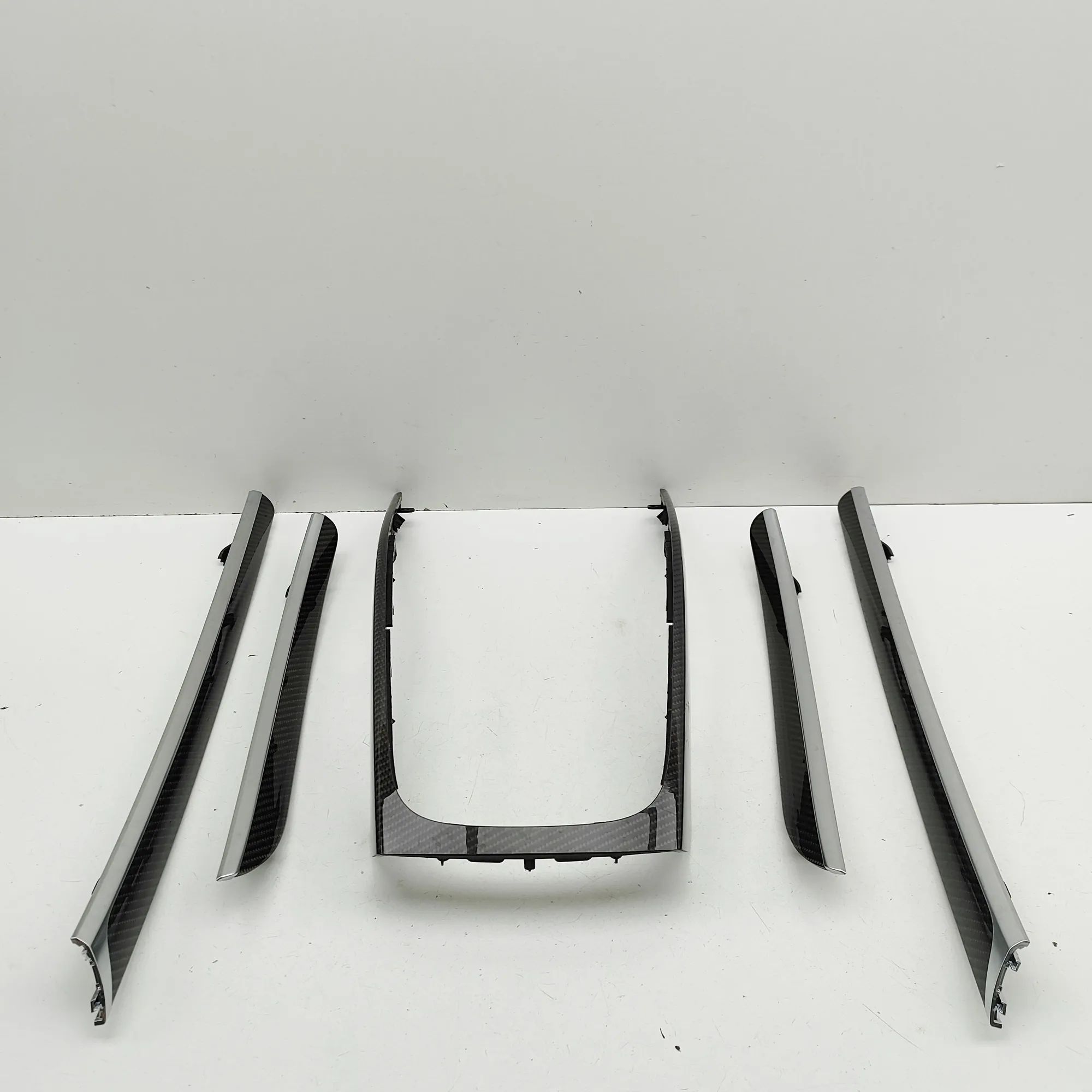 Audi A5 (B8) Center Console Trim 8T0867410N, 8T0867420N, 8T0867409N, 8T0867419N,...