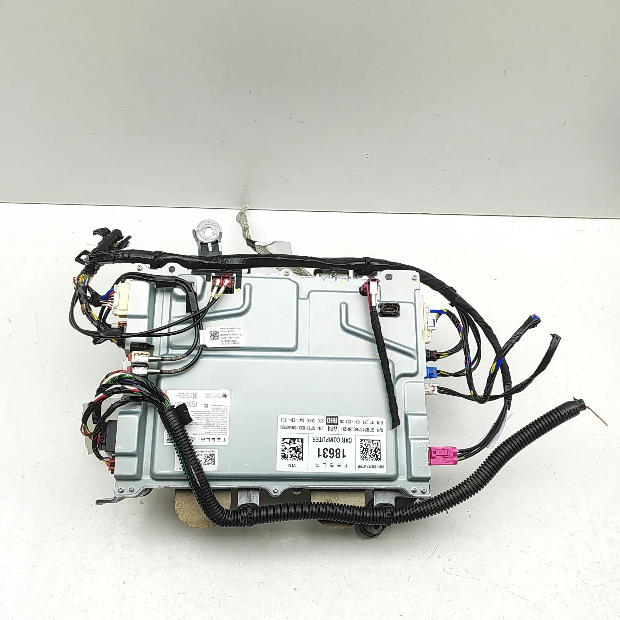 Tesla Model Y Other Control Units 1787419-95-I Other Control Units TESLA MODEL Y ...