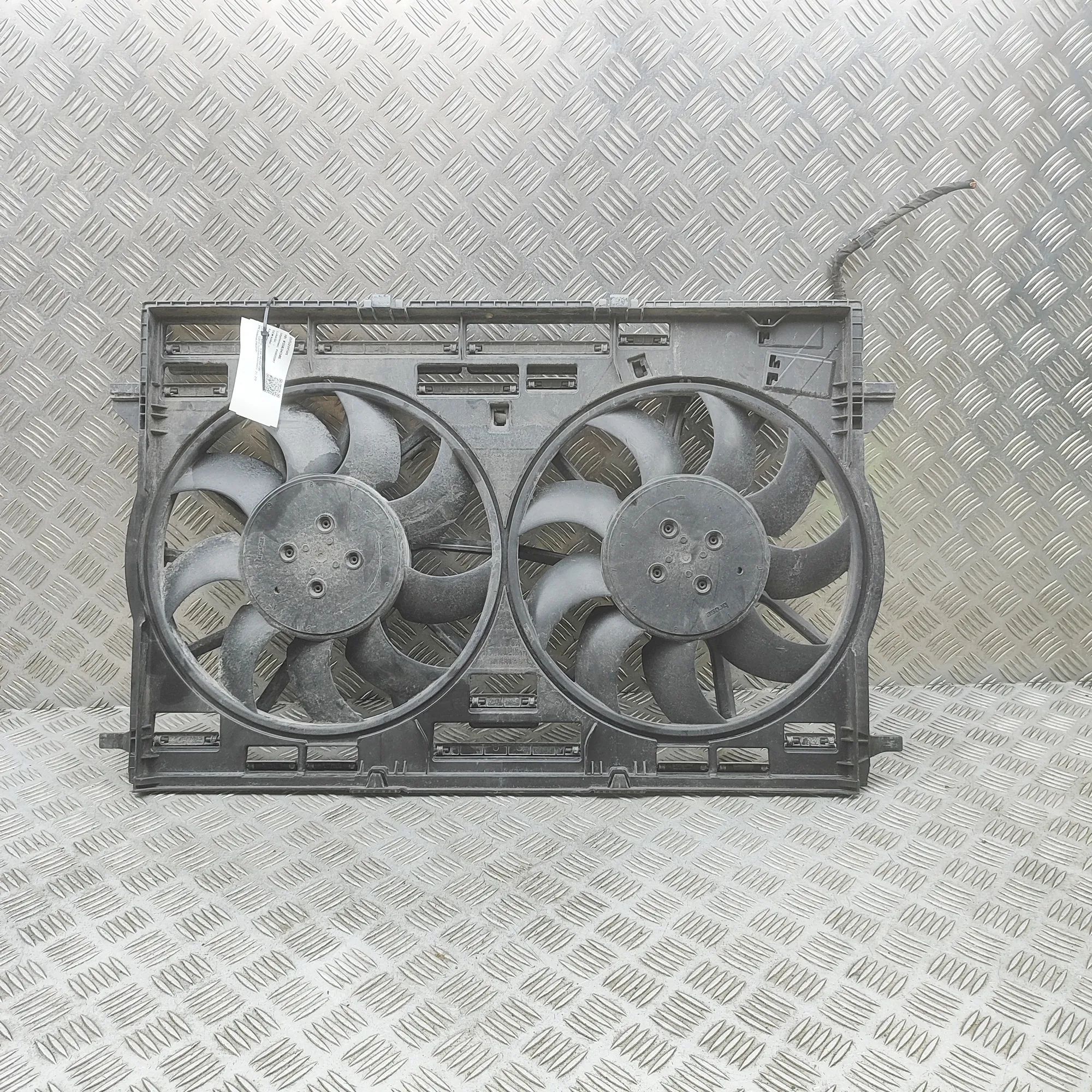 Audi A6 (C7) Engine Cooling Fan Shroud 8W0959455L, 8W0121003H Engine Cooling Fan Shrou...