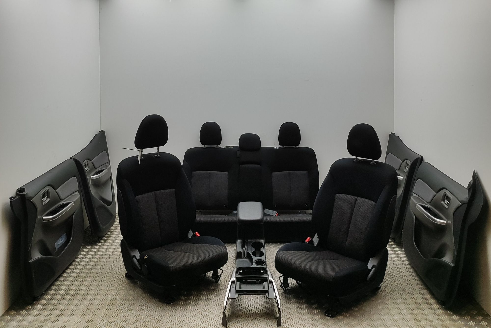 Mitsubishi Eclipse Cross Interior Seats W/ Door Cards Kit 6900F352XCV, 7222B156ZZ, 7221C425, 7221C553ZZ, ...