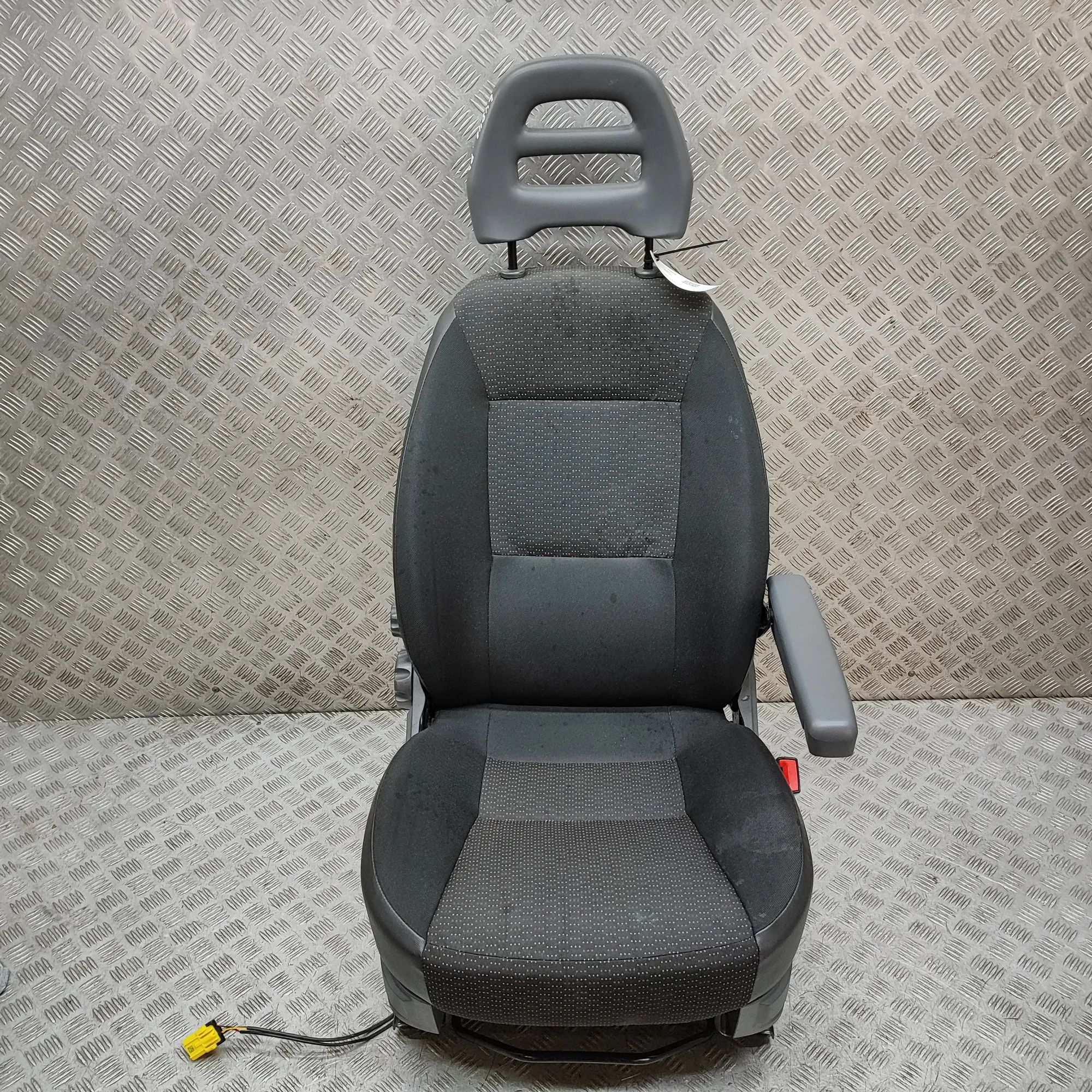 Peugeot Boxer Front Right Seat 1612590480 Front Right Seat PEUGEOT BOXER (Mini...