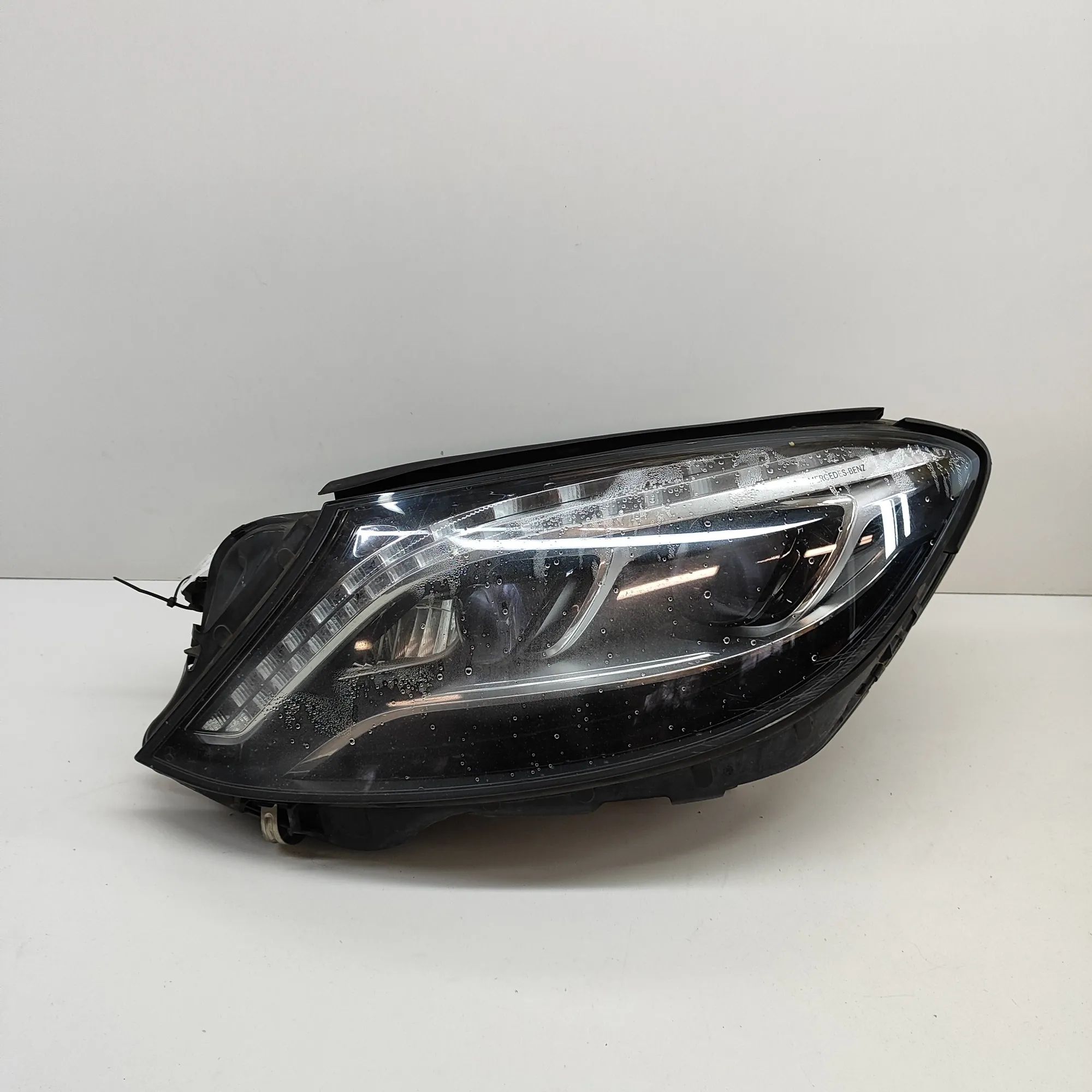 Mercedes-Benz A (W176) Front Left Headlight A2229061302 Front Left Headlight MERCEDES-BENZ ...
