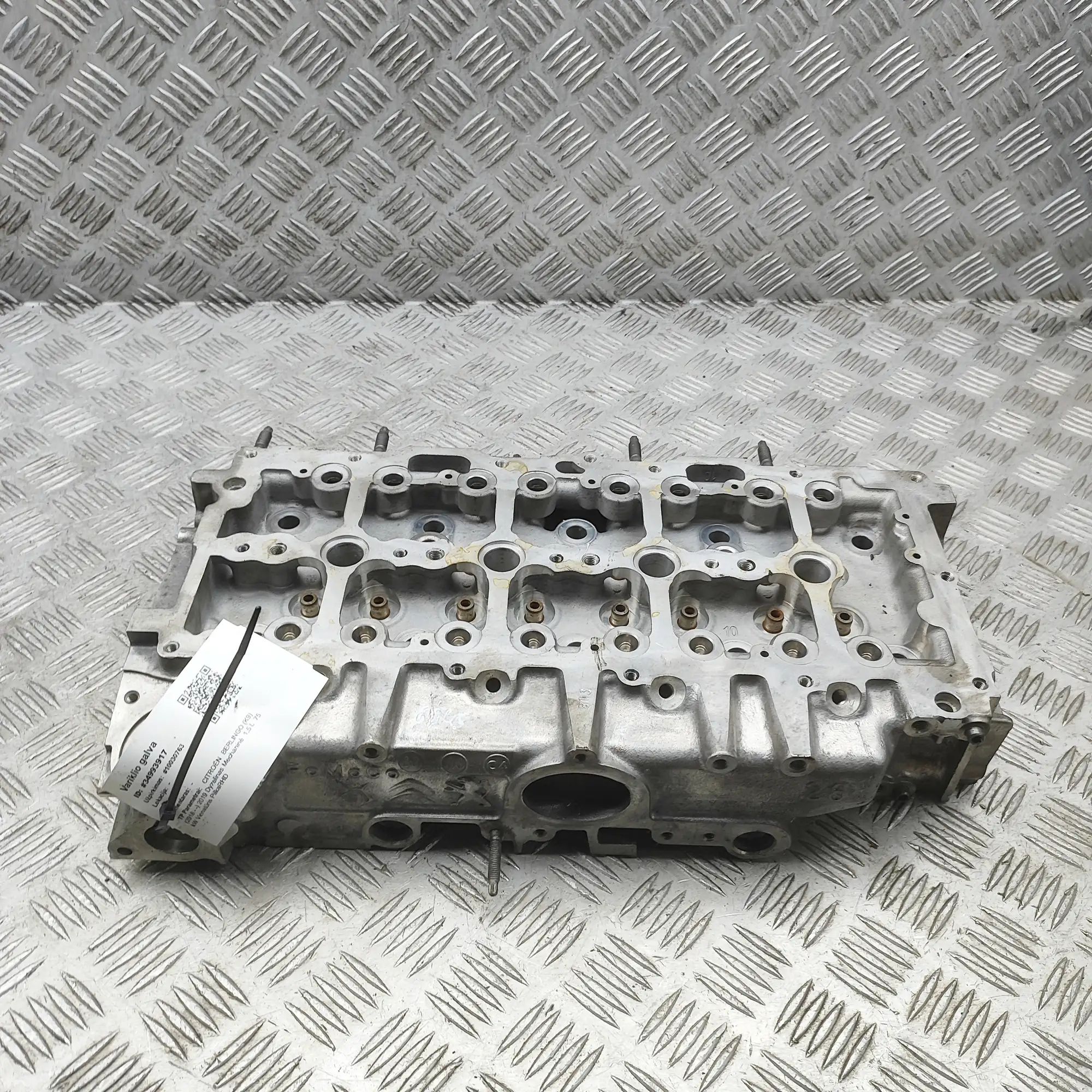 Citroen Berlingo Engine Cylinder Head 9820580980 Engine Cylinder Head CITROËN BERLING...