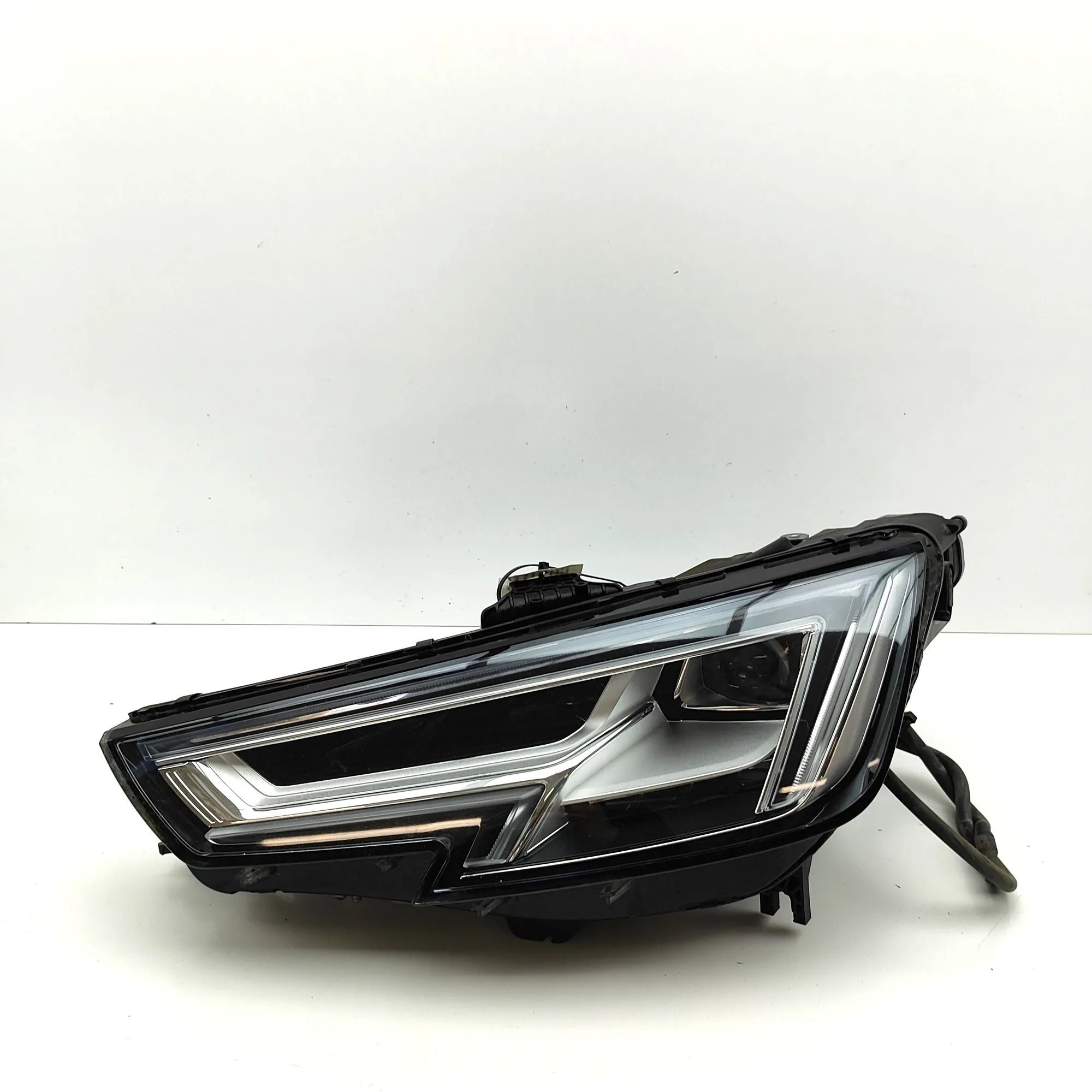 Audi A4 (B8) Front Left Headlight 030129663100, 7PP941572AB, 4M0907397AC, 8W09410...
