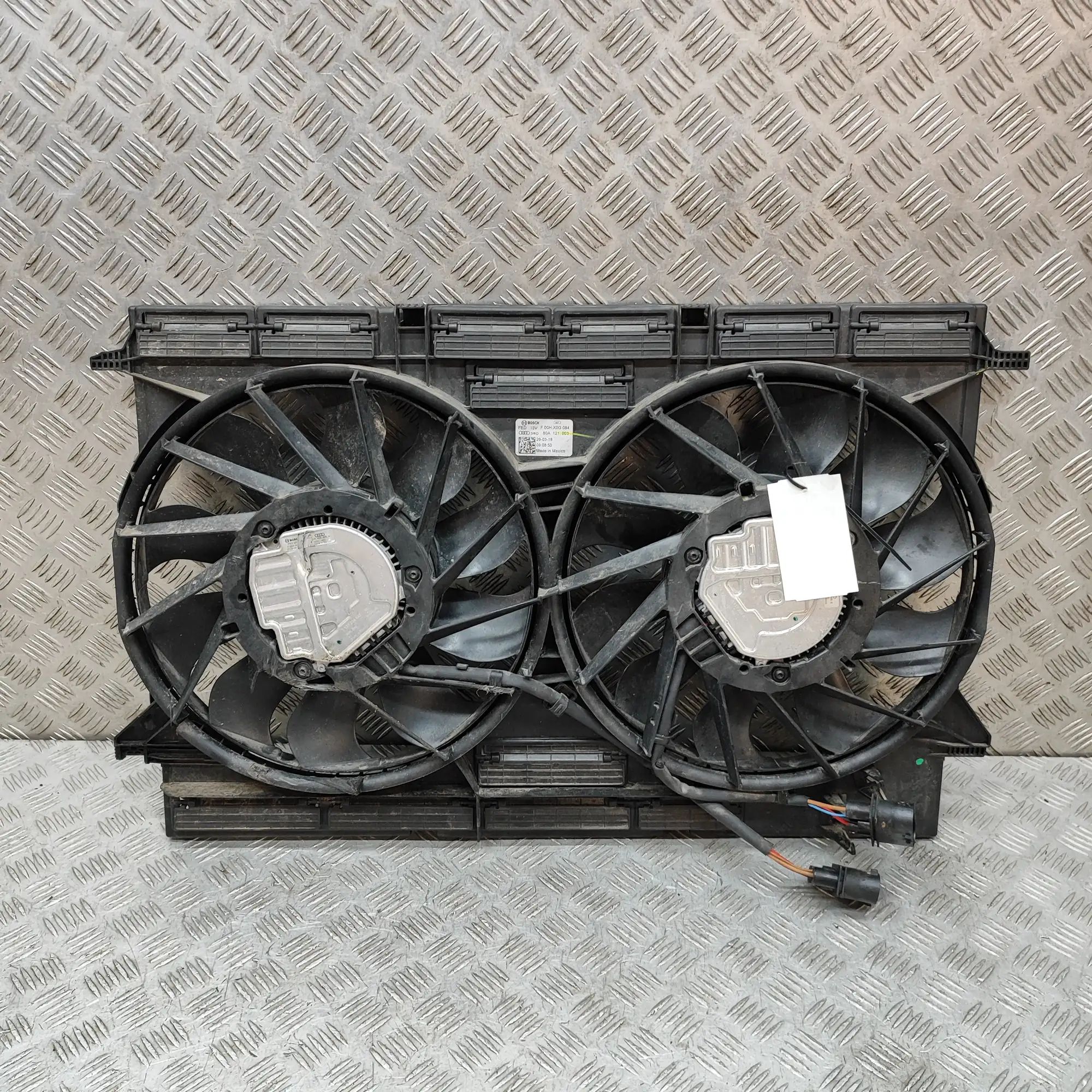 Audi Q5 (FY) Engine Cooling Fan Shroud 80A121003 Engine Cooling Fan Shroud AUDI Q5 (FY...