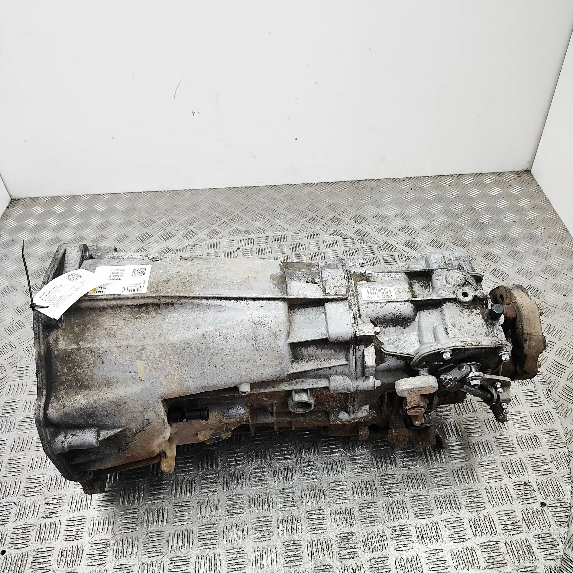 Volkswagen Crafter Gearbox A9062610303 Gearbox VW CRAFTER (30-35 Minibus /...