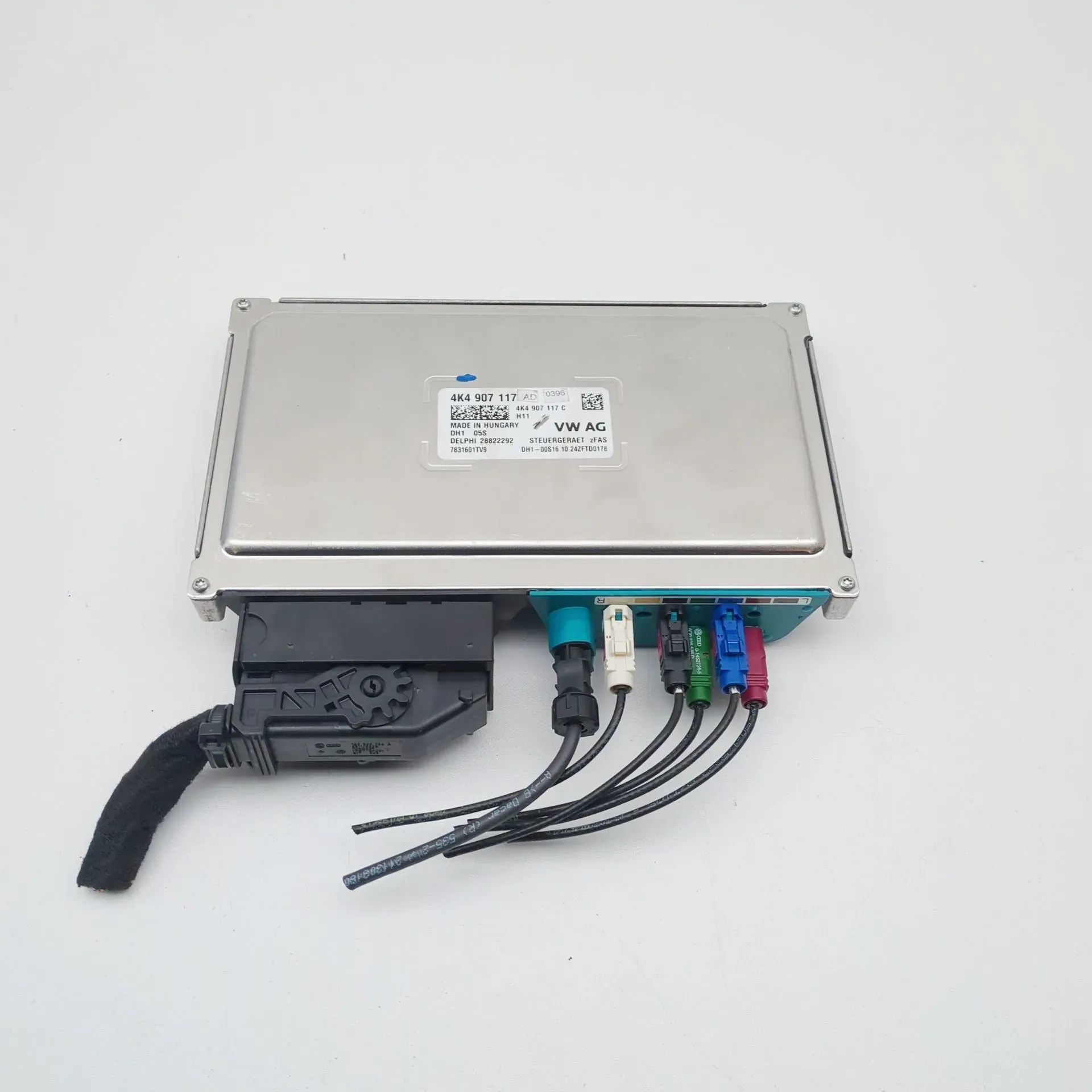 Volkswagen Touareg Camera control unit 4K4907117C, 4K4907117AD Camera Control Unit VW ...