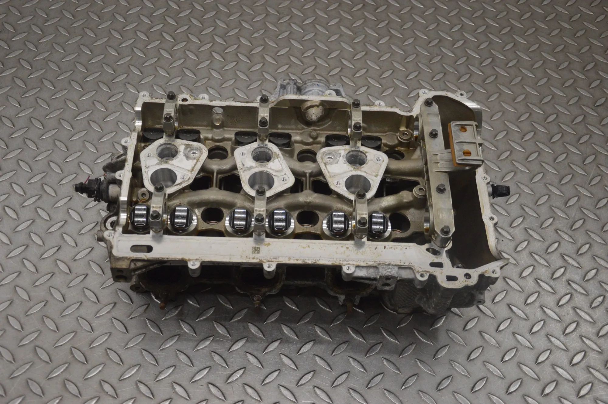 Porsche 911 (991) Left Side Engine Head 9A21041150R, 9A2104115 Left Side Engine Head PO...