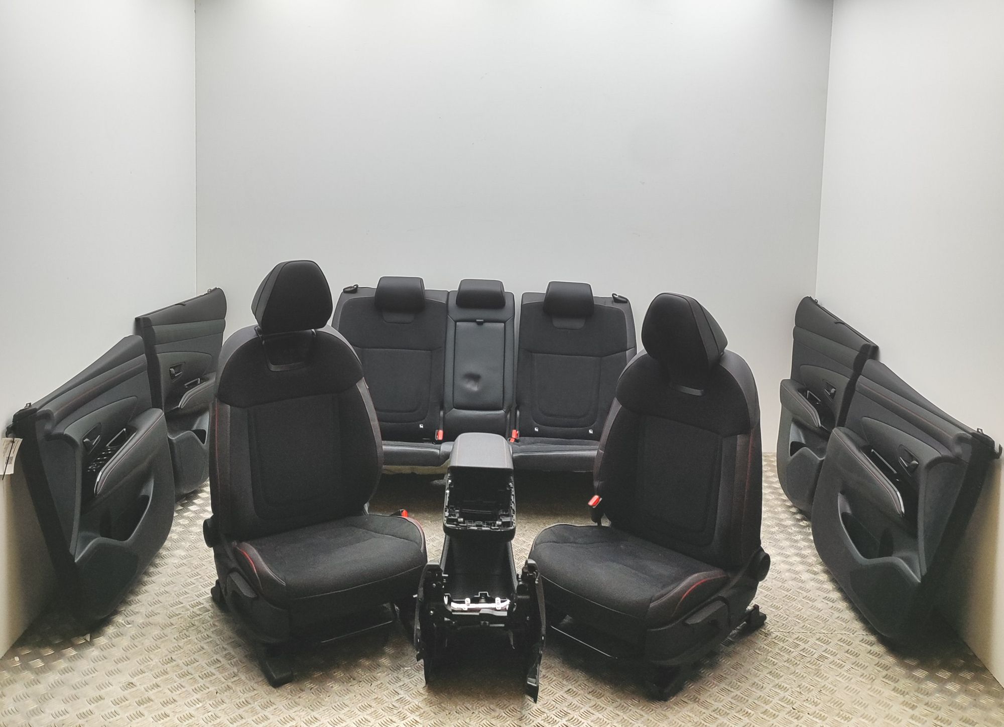Hyundai Tucson Interior Seats W/ Door Cards Kit 87376-N7010, 84641-N7BA0, M83320-N7001NNB, 8238...