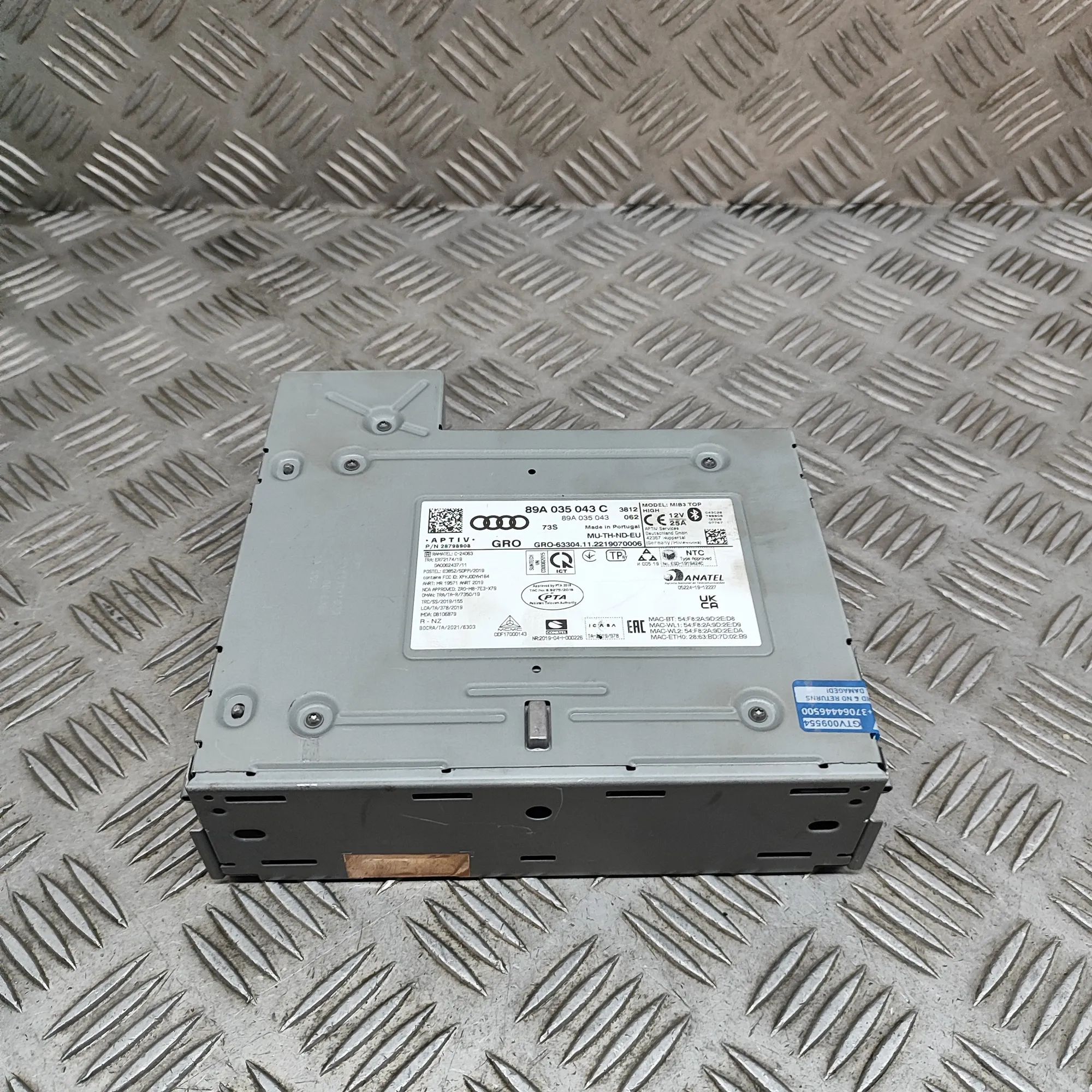 Audi Q4 e-tron Music Navi CD Radio Player Head Unit 89A035043C Music Navi CD Radio Player Head Unit...