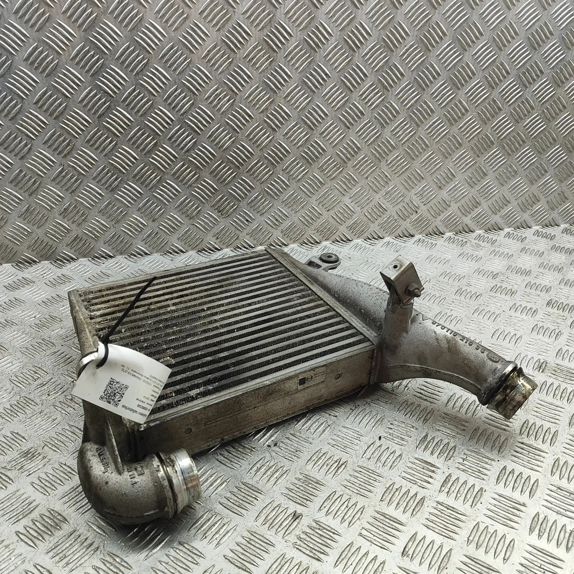 Porsche Panamera Intercooler radiator 97011021035 Intercooler Radiator PORSCHE PANAME...