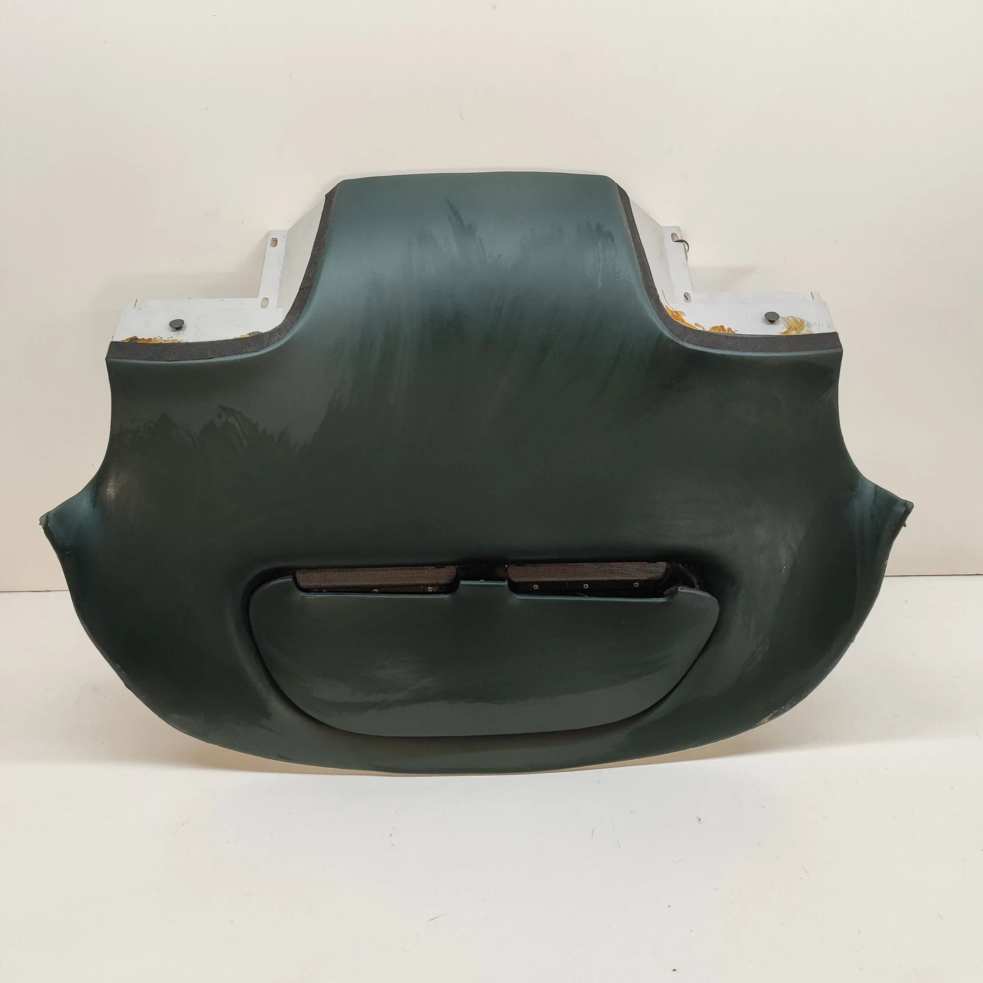 Rear Parcel Shelf Brand/Model: ASTON MARTIN DB7
Year: 1995
Engine...