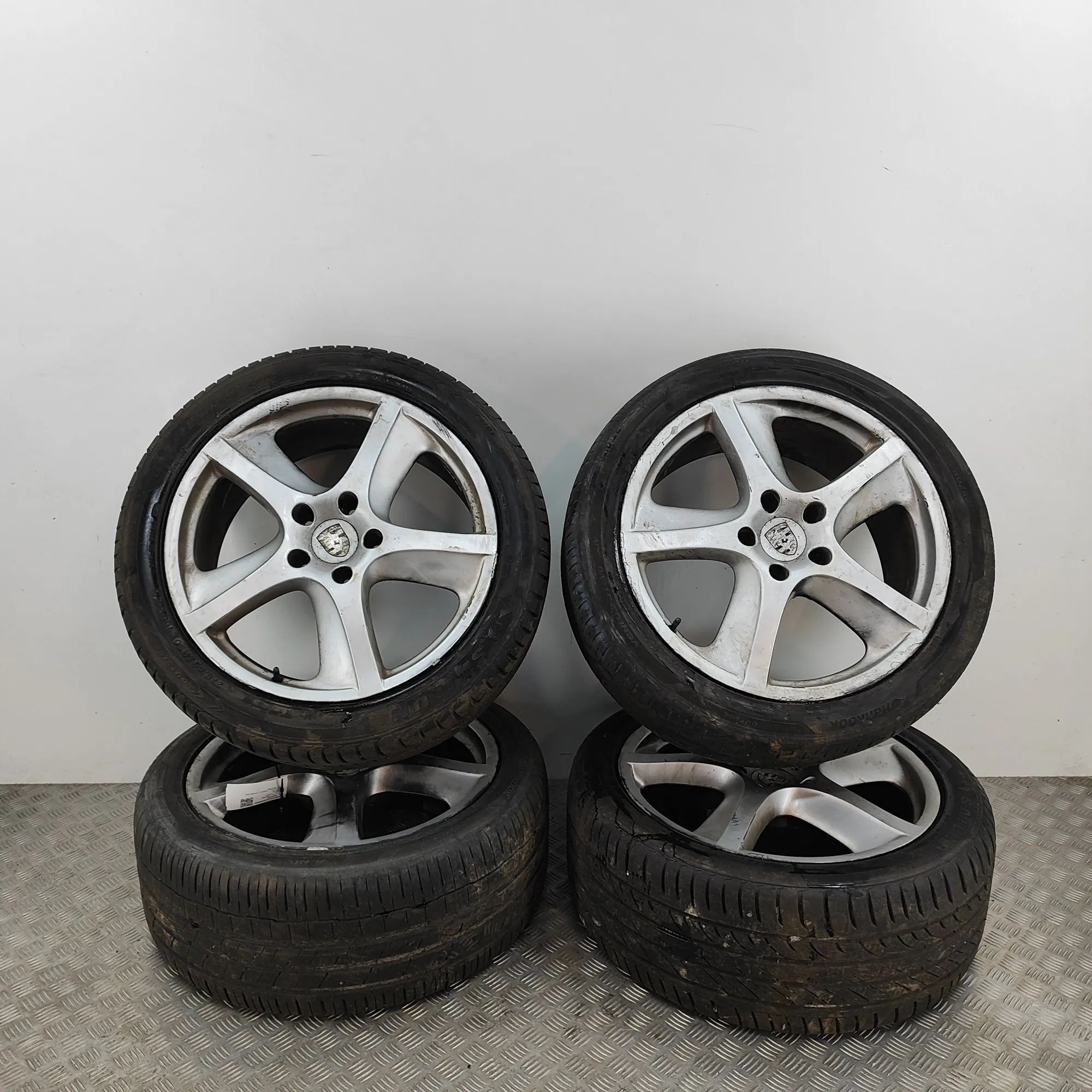 Porsche Cayenne Alloy Wheel Set 7L5601025F Alloy Wheel Set PORSCHE CAYENNE (9PA...
