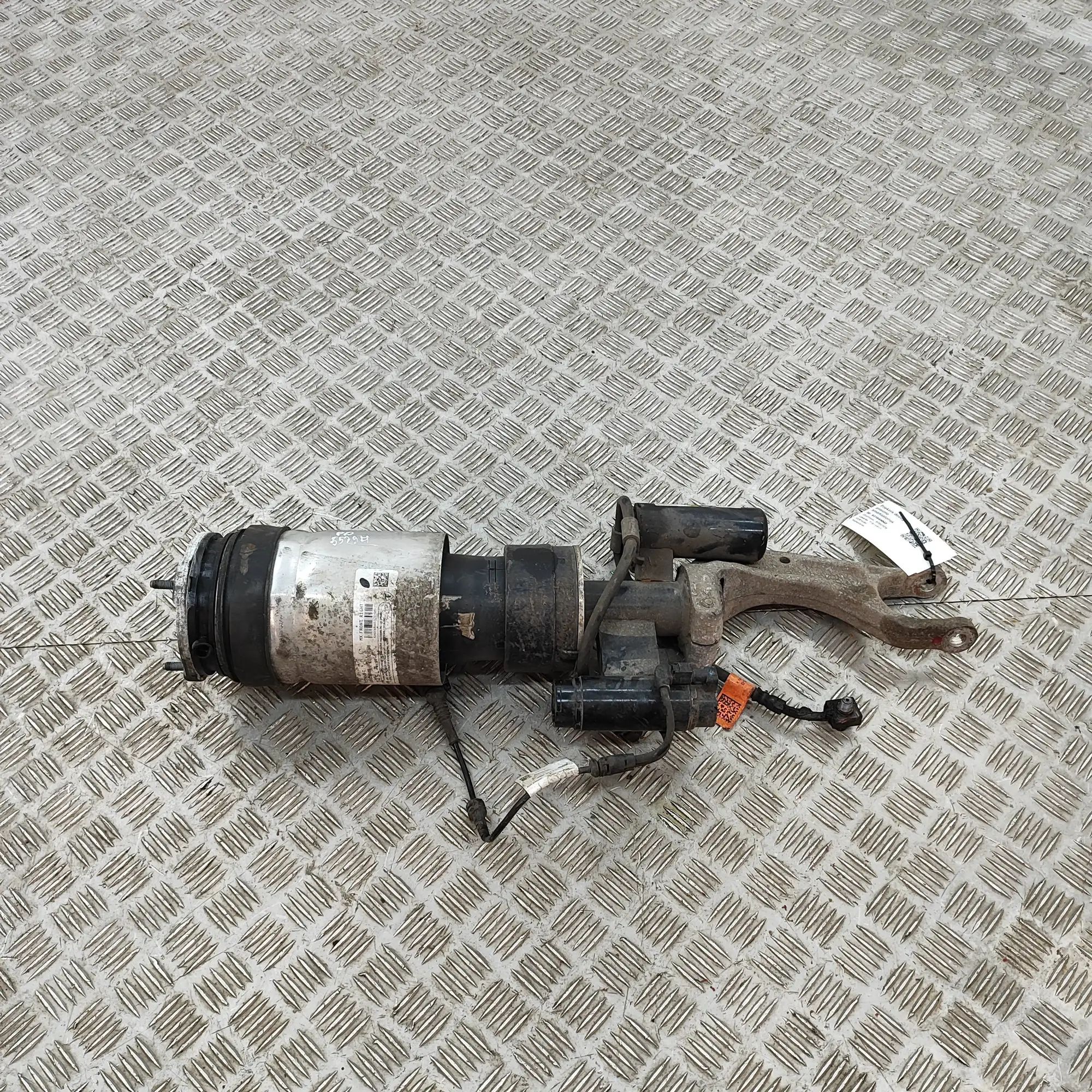 Tesla Model X Front Right Air Shock Absorber 1027066-00-C Front Right Air Shock Absorber TES...