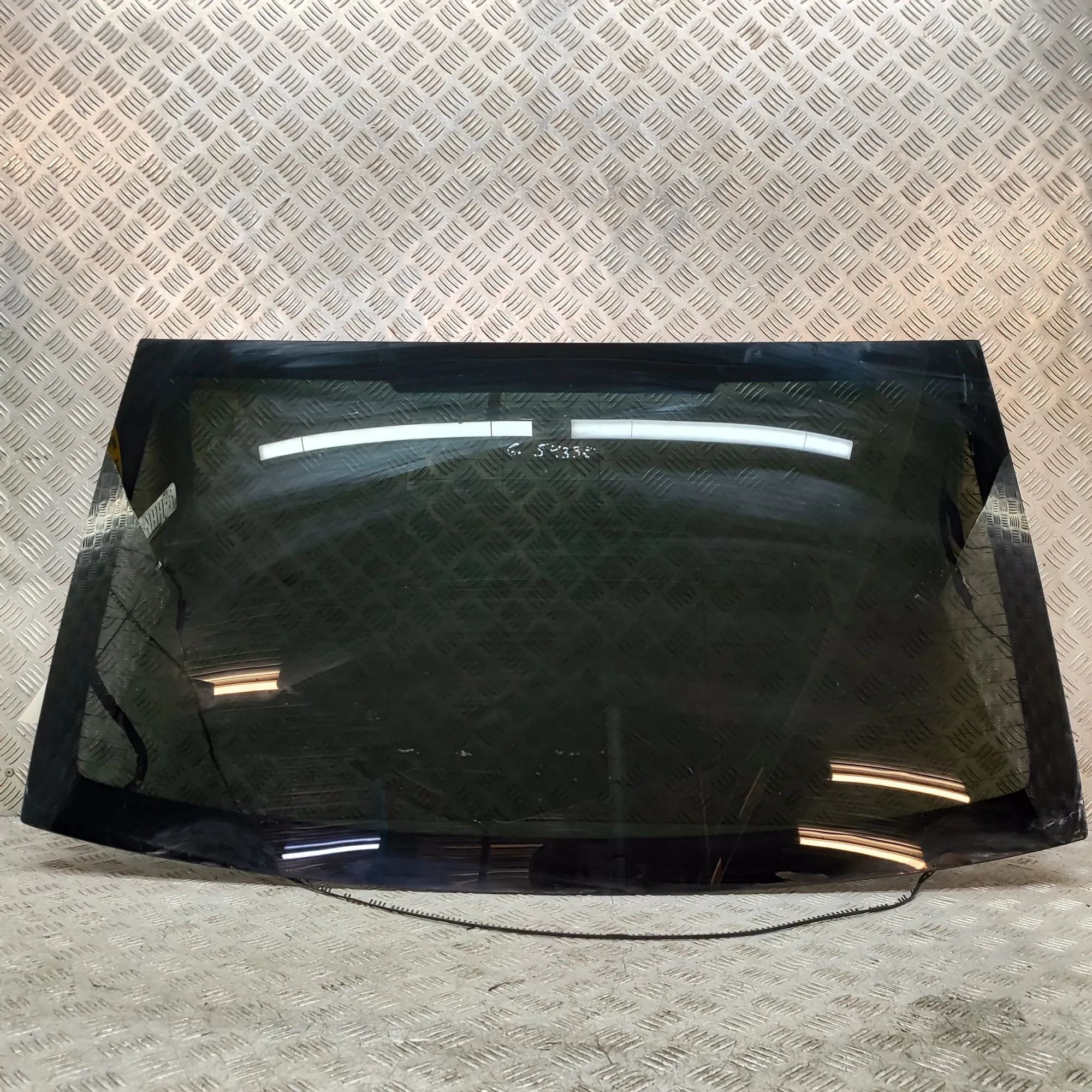 BMW 8 (G15) Rear Window glass 7444761 Rear Window Glass BMW 8 SERIES (Gran Co...