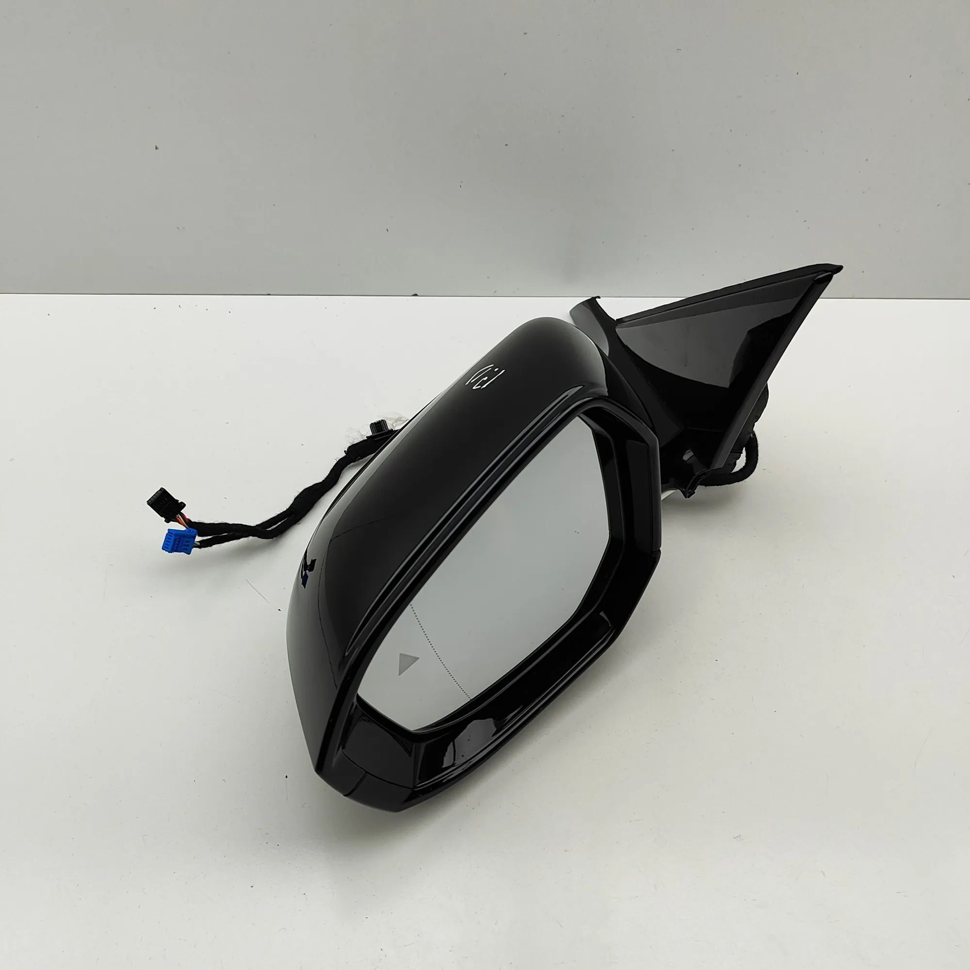 BMW 5 / i5 (G60 / G61) Left Side Wing Mirror 5A35211 Left Side Wing Mirror BMW 5 SERIES (G60...
