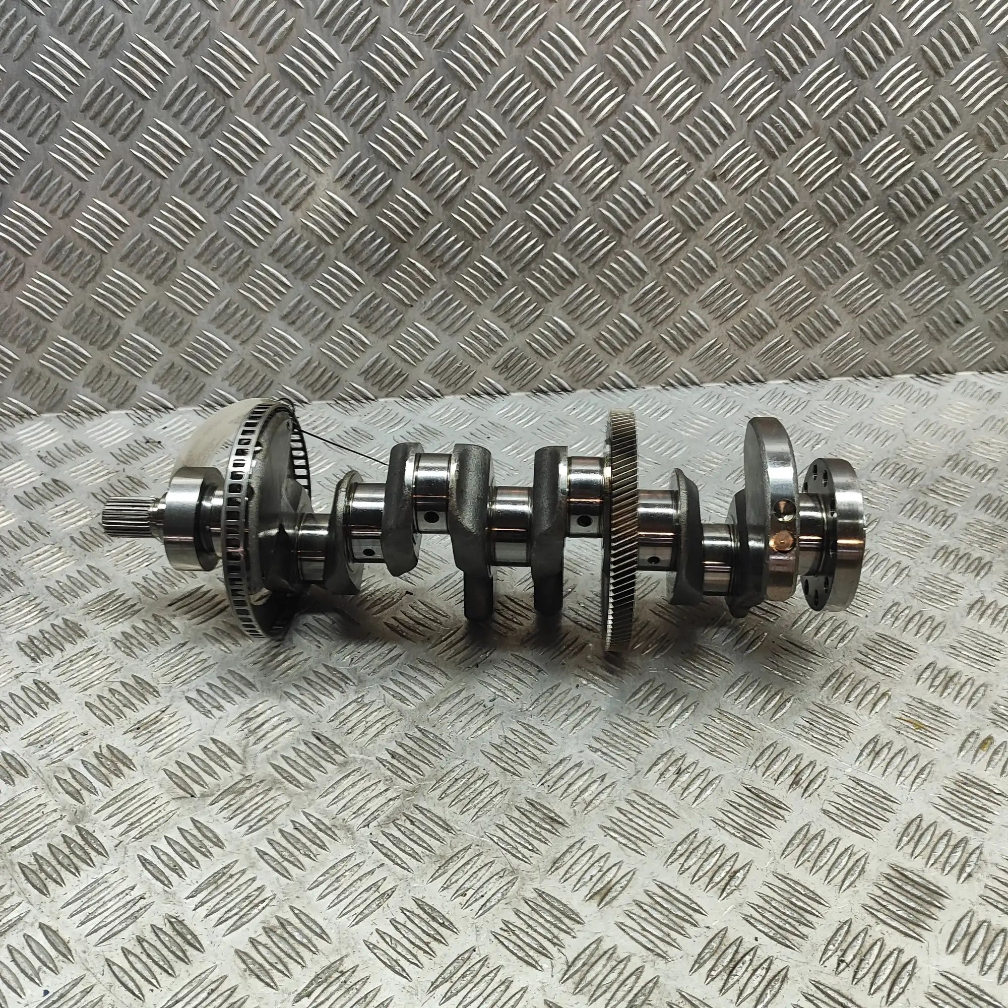 Volvo XC40 / EX40 crankshaft 32298532 Crankshaft VOLVO XC40 (536) (2017-...)...