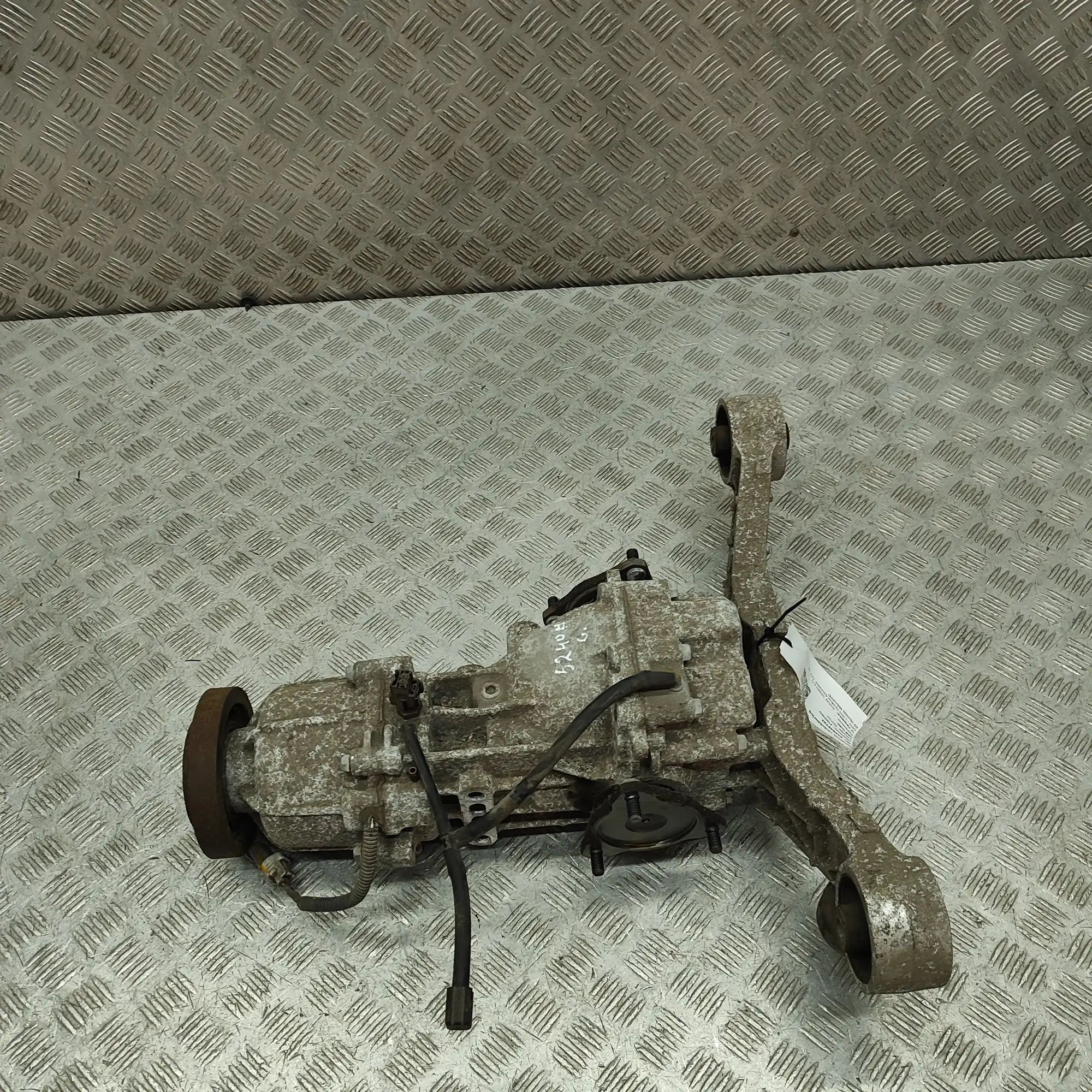 Suzuki Grand Vitara задний редуктор 27450-57L00 Rear Differential SUZUKI VITARA (LY...