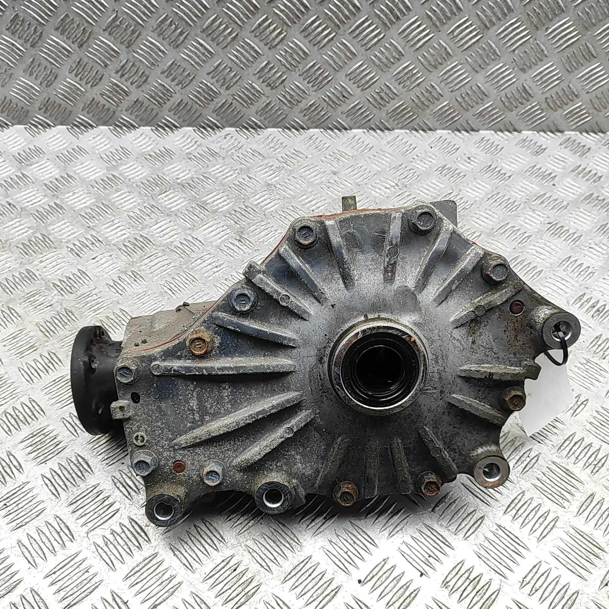 Lexus LS front differential 41110-50310 Front Differential LEXUS LS (_F4_) ...