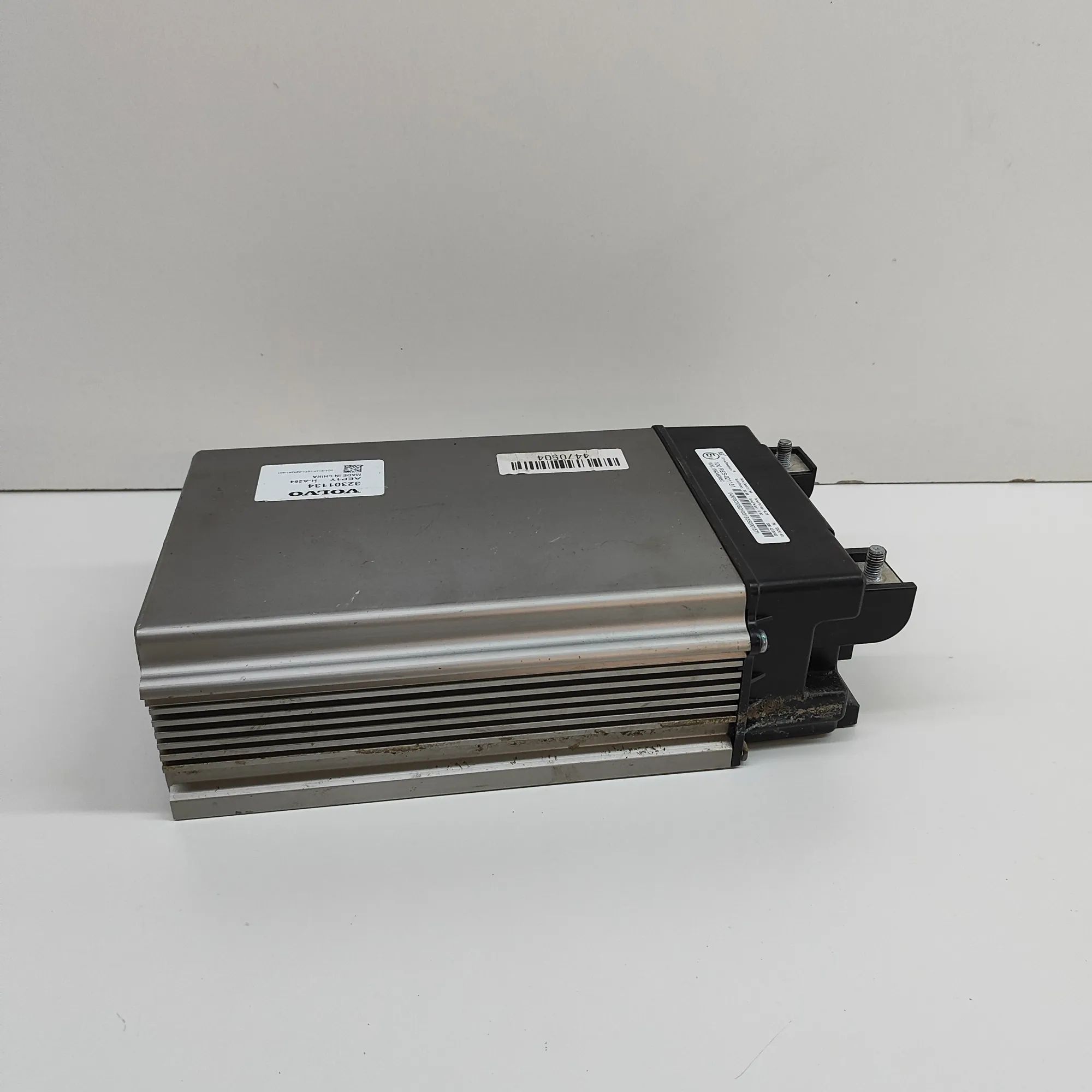 Volvo XC90 battery 100RES-021161, 421291463, 524241-401, 32301134 ...