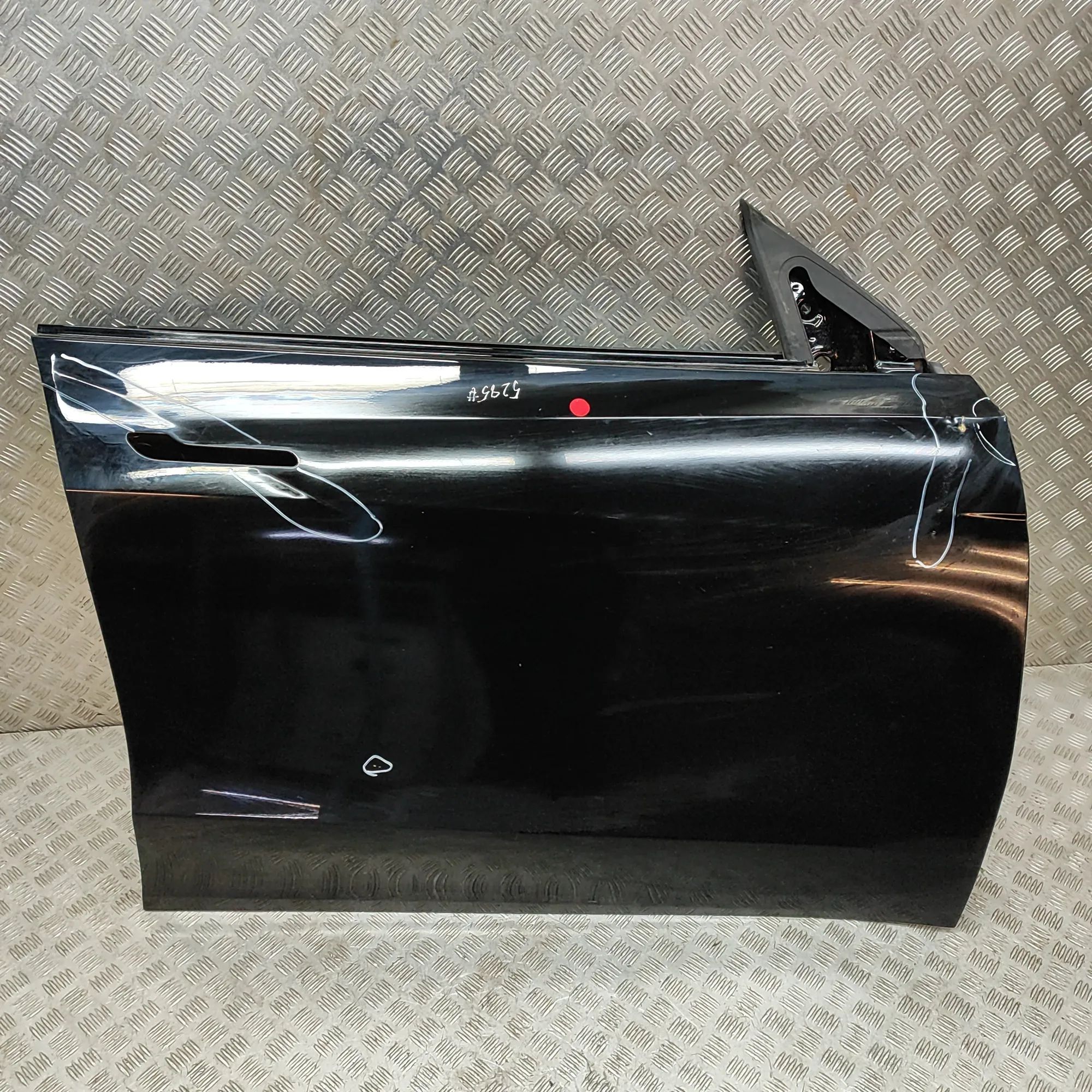 Tesla Model Y Front Right Door 1646082-00-A Front Right Door TESLA MODEL Y (20...