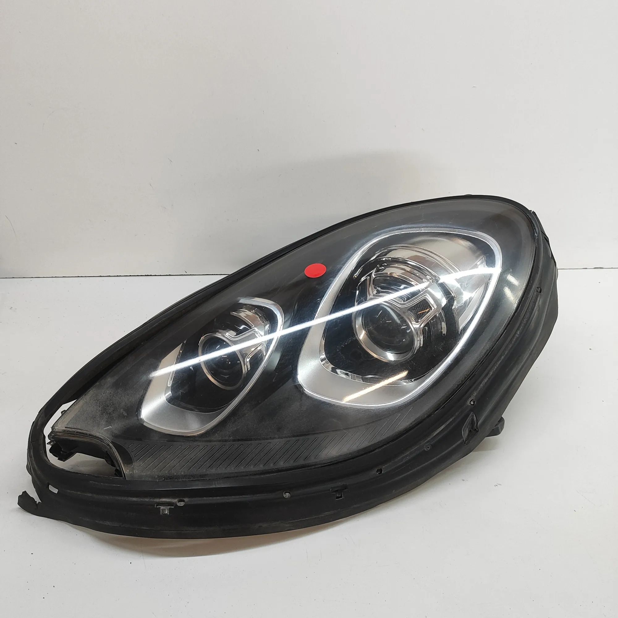 Porsche Macan Front Left Headlight