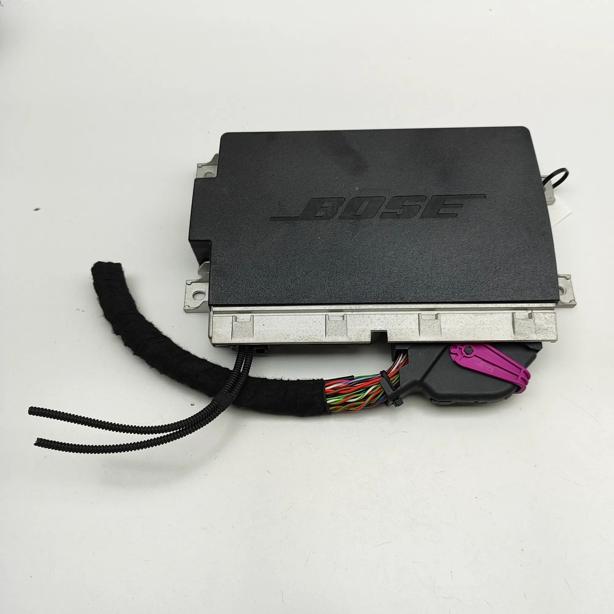 Porsche Cayenne Sound amplifier 9J1035223L Sound Amplifier PORSCHE CAYENNE (Cou...