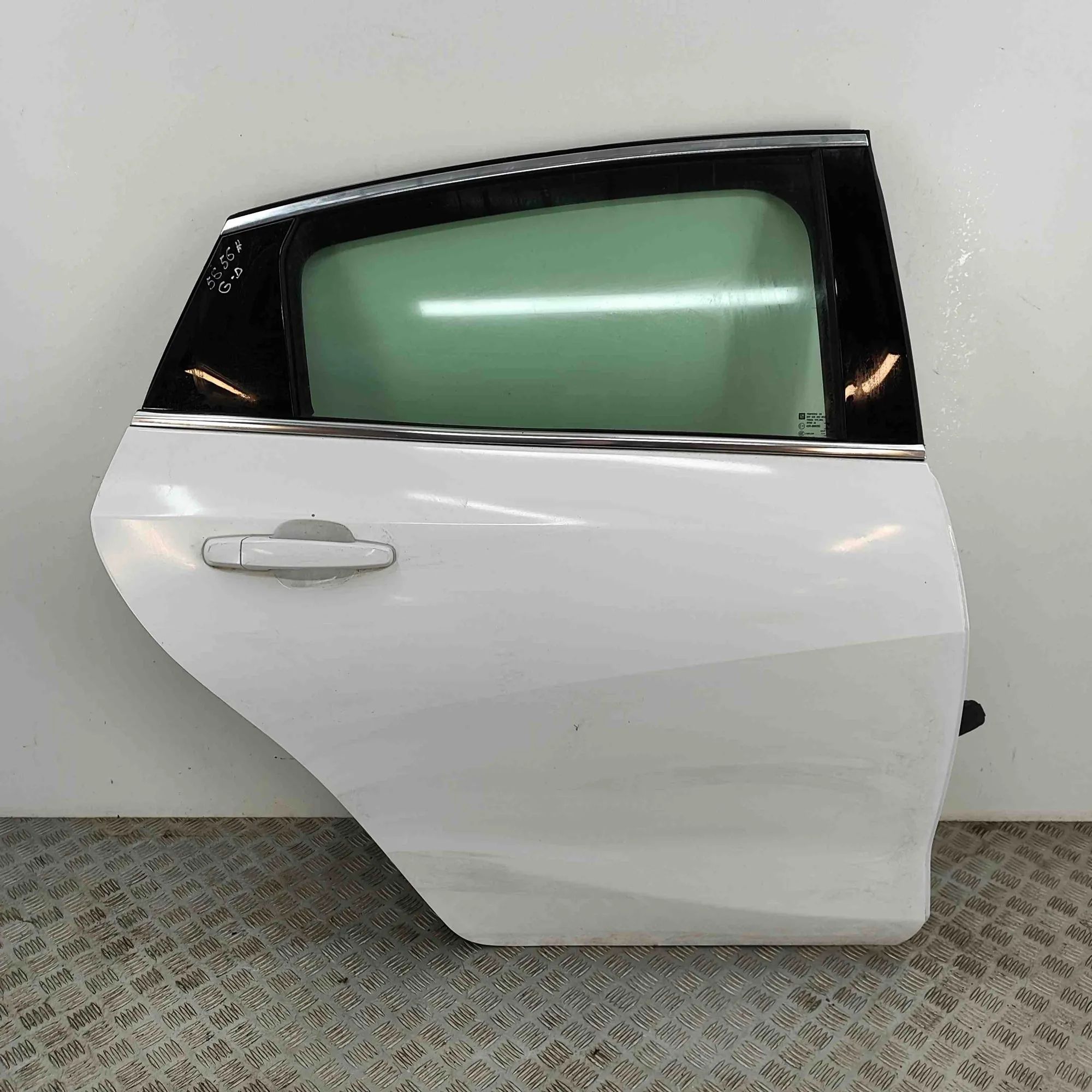 Chevrolet Malibu Rear Right Door 23405744, 84103473 Rear Right Door CHEVROLET MA...