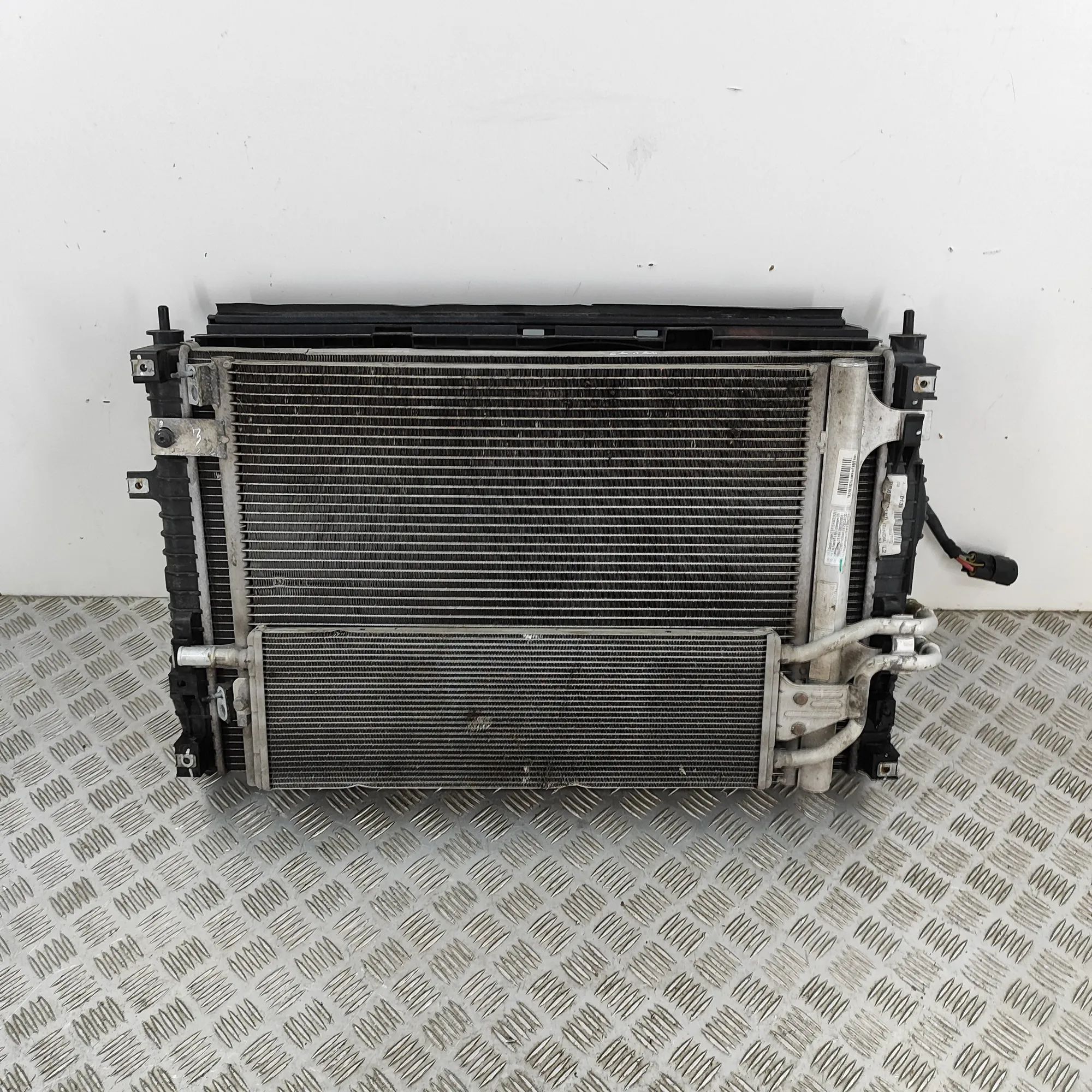 Citroen C5 Aircross Cooling Radiator Pack 9840093180, 9678711180, 9836490780, 9818195180 ...