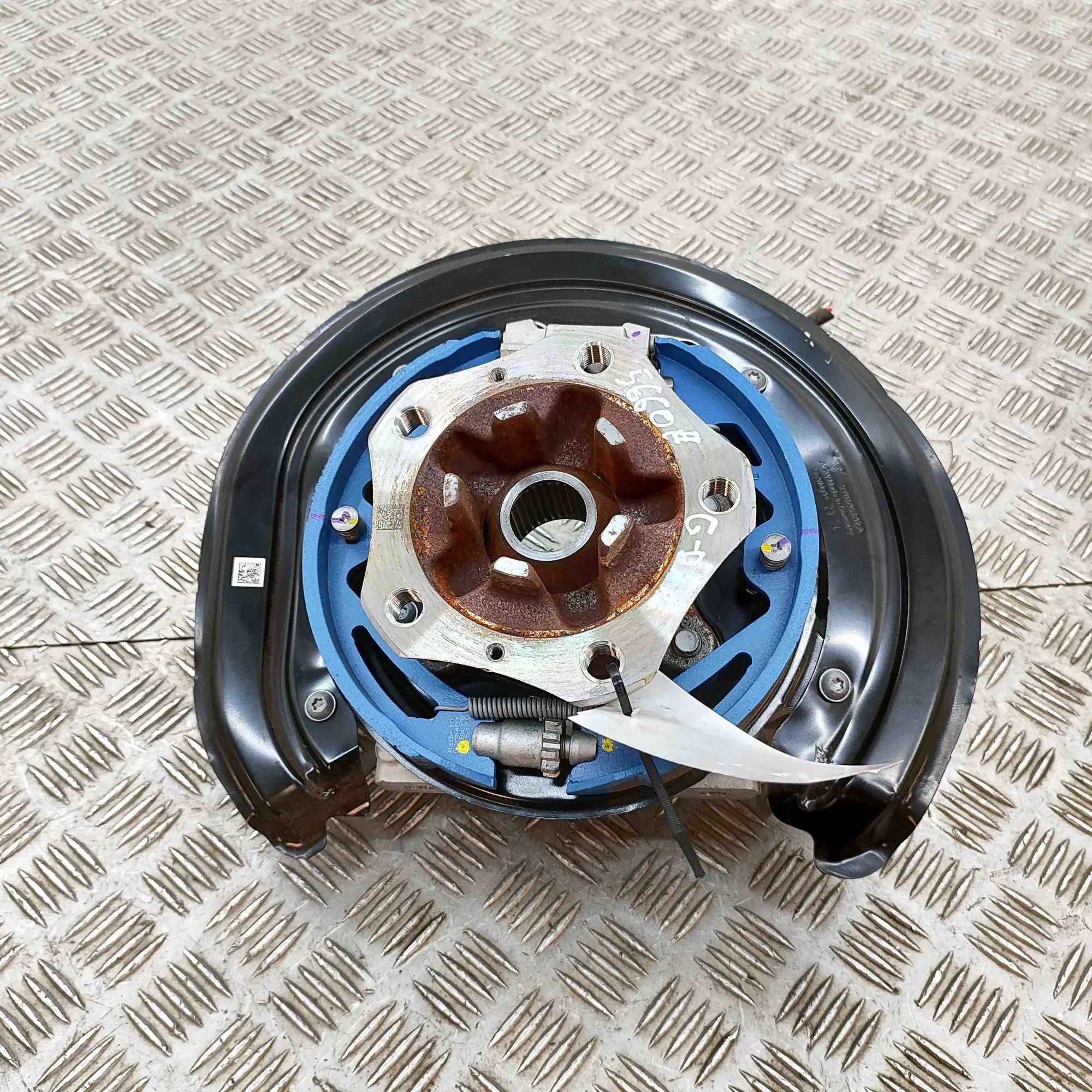 Porsche Cayenne Rear Right Wheel Hub 9Y0505432N Rear Right Wheel Hub PORSCHE CAYENNE...