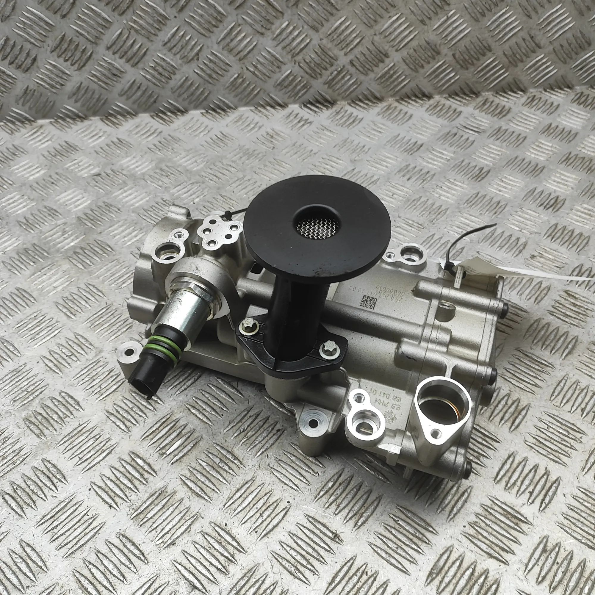 Porsche Panamera Oil Pump 94810701320 Oil Pump PORSCHE PANAMERA (970) (20...