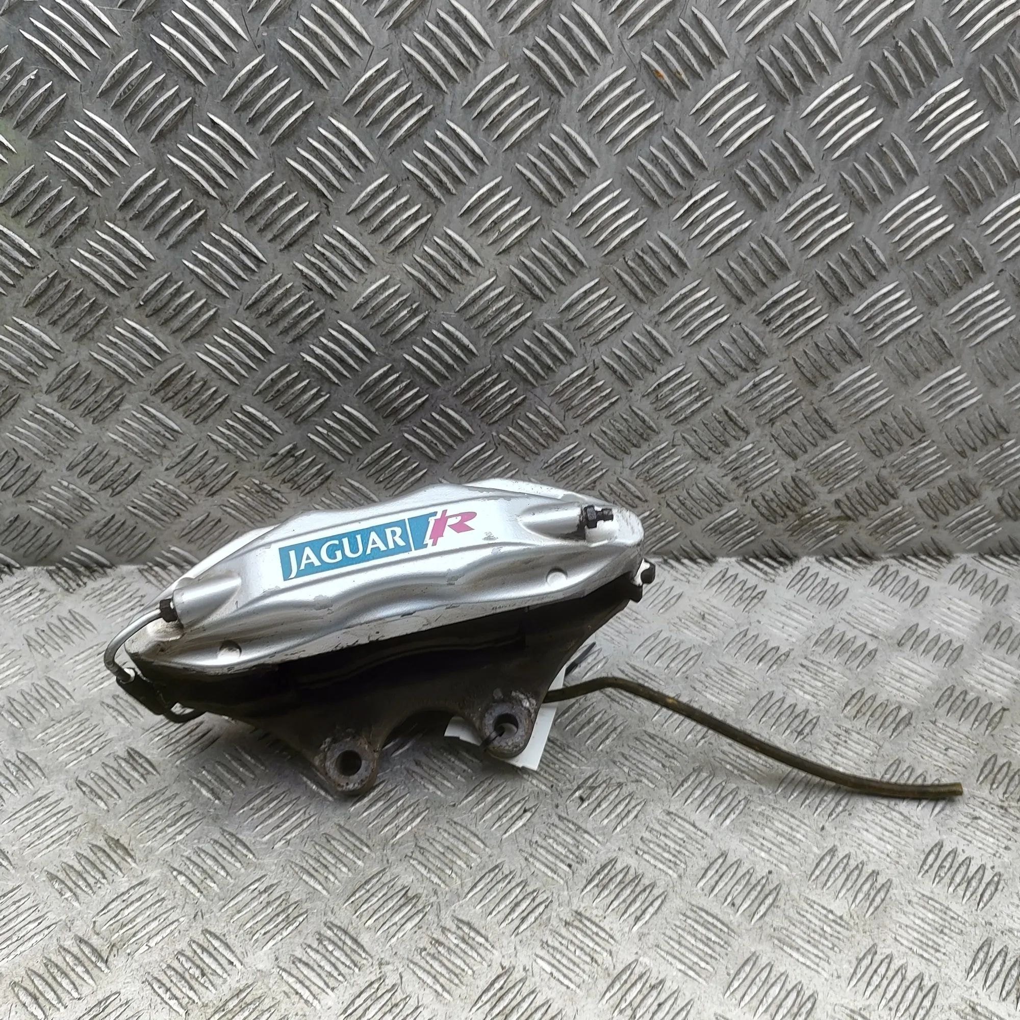 Jaguar XK Front Right Brake Caliper MXD1512CA Front Right Brake Caliper JAGUAR XK (...