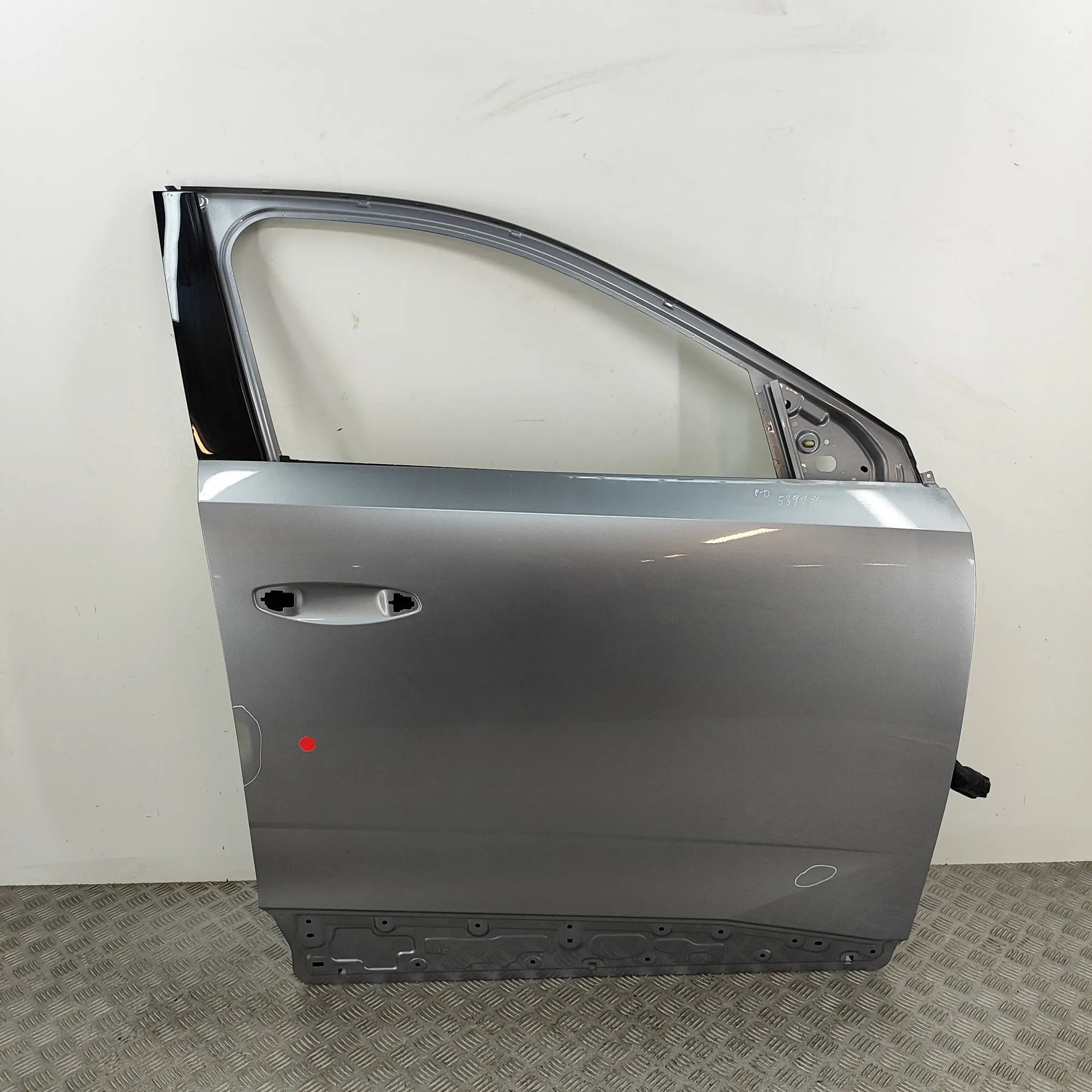 Peugeot 5008 Front Right Door 9852443580 Front Right Door PEUGEOT 5008 (III K...