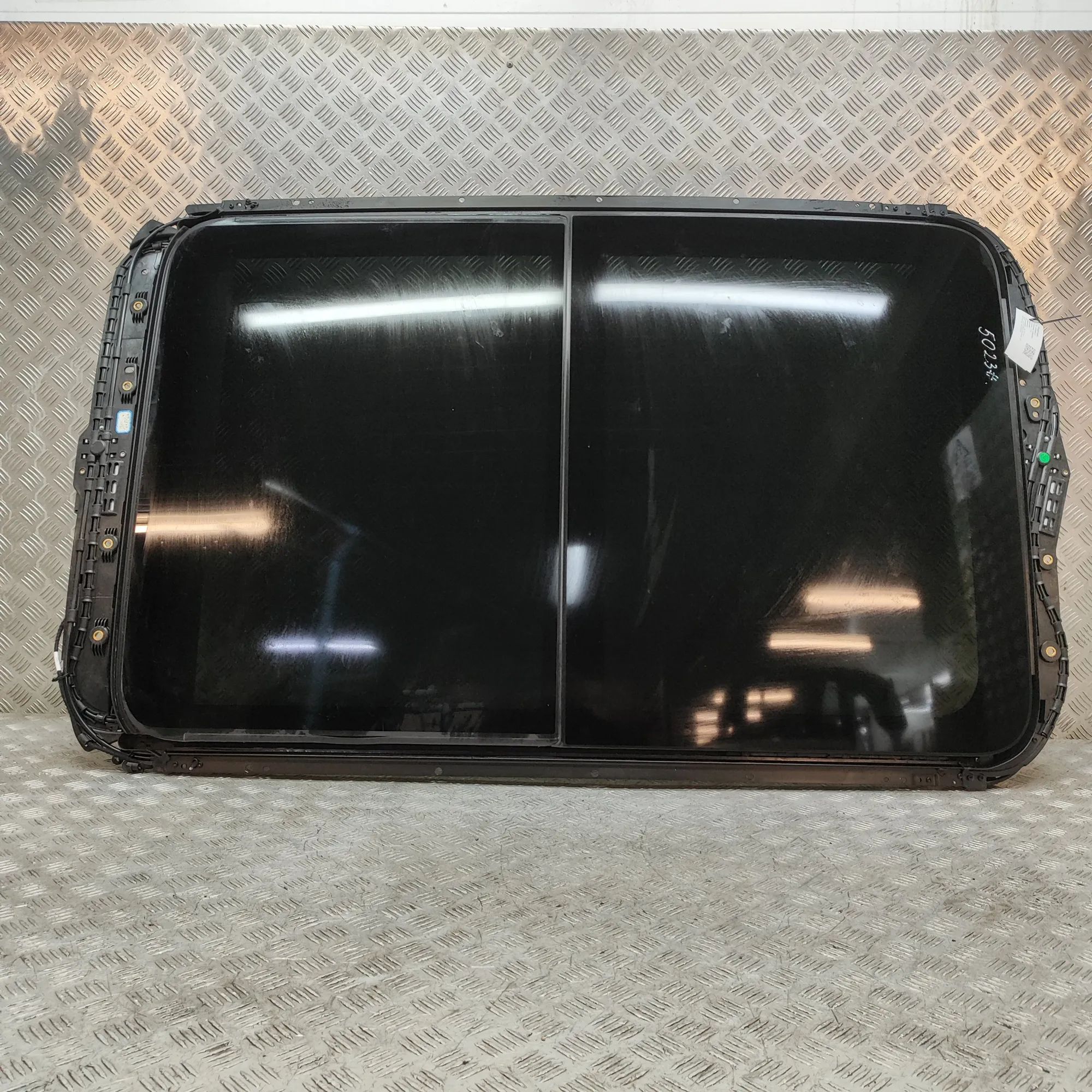 MG ZS Люк на крыше NRFU0020, 1031BC01, 43R-010175, 10722000 Sunroo...