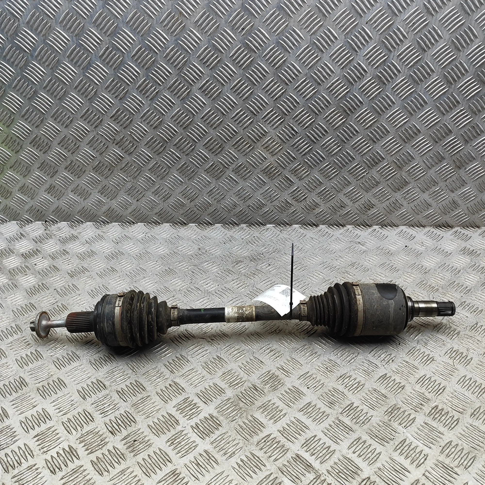 Mercedes-Benz GLE (W167) Front Left Driveshaft A1673308501 Front Left Driveshaft MERCEDES-BENZ...