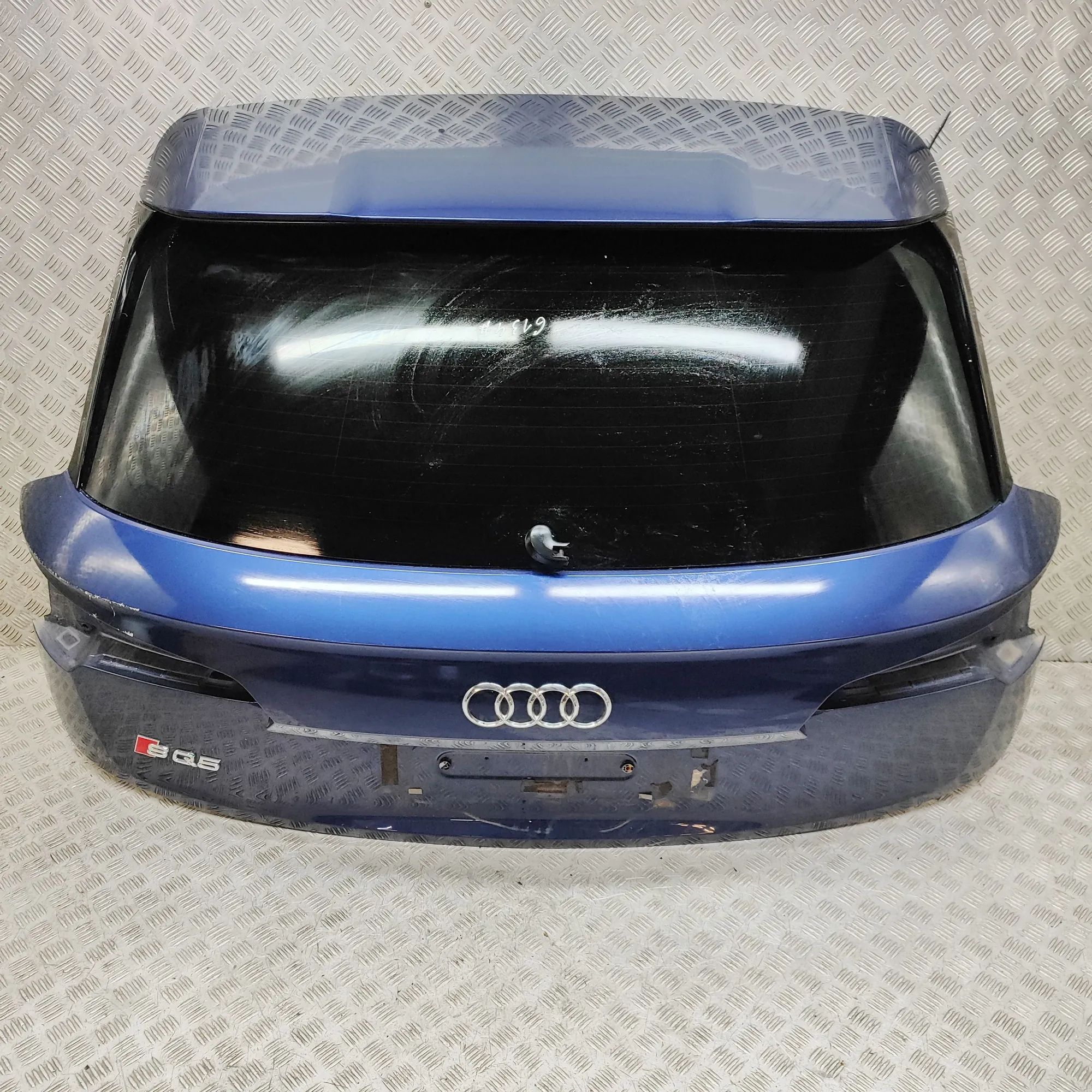 Audi Q5 (8R) Tailgate Bootlid 80A827025C Tailgate Bootlid AUDI Q5 (FY) (2016-...