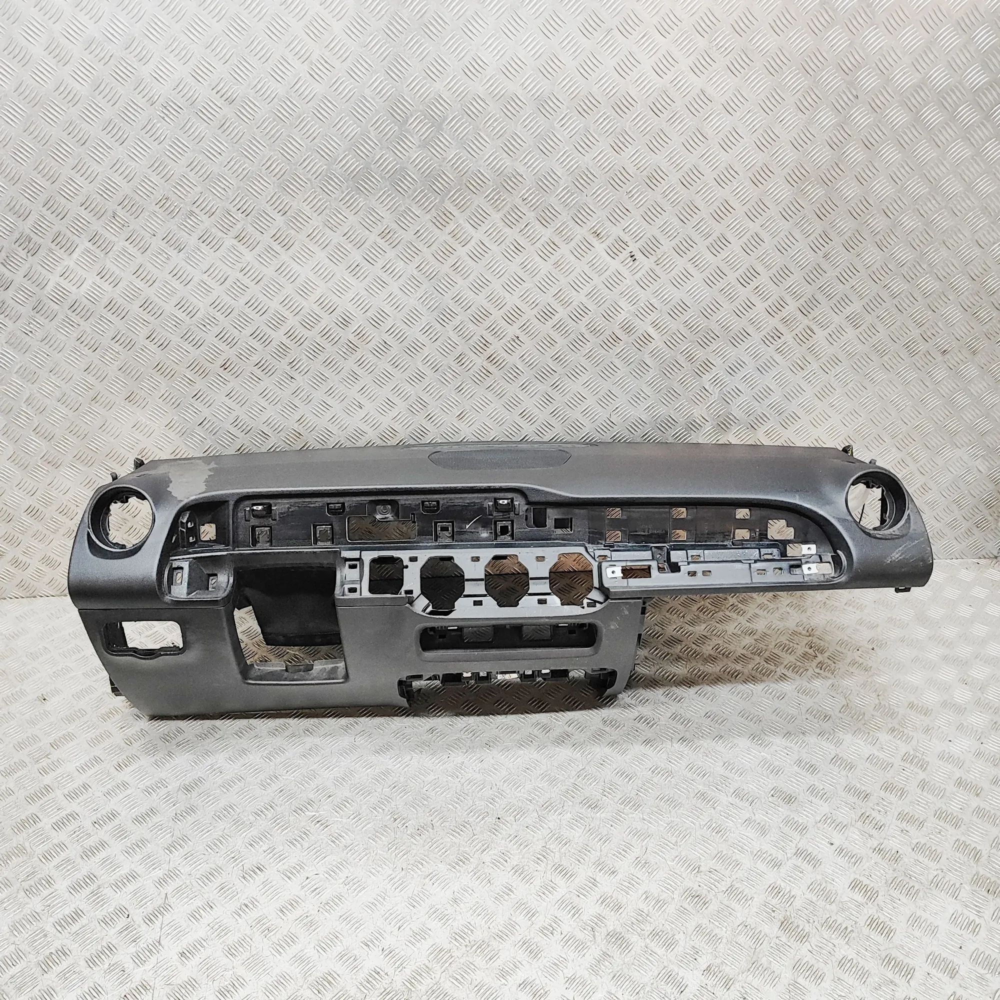 Mercedes-Benz GLB / EQB (X247) Dashboard A2476807300 Dashboard MERCEDES-BENZ GLB (X247) ...