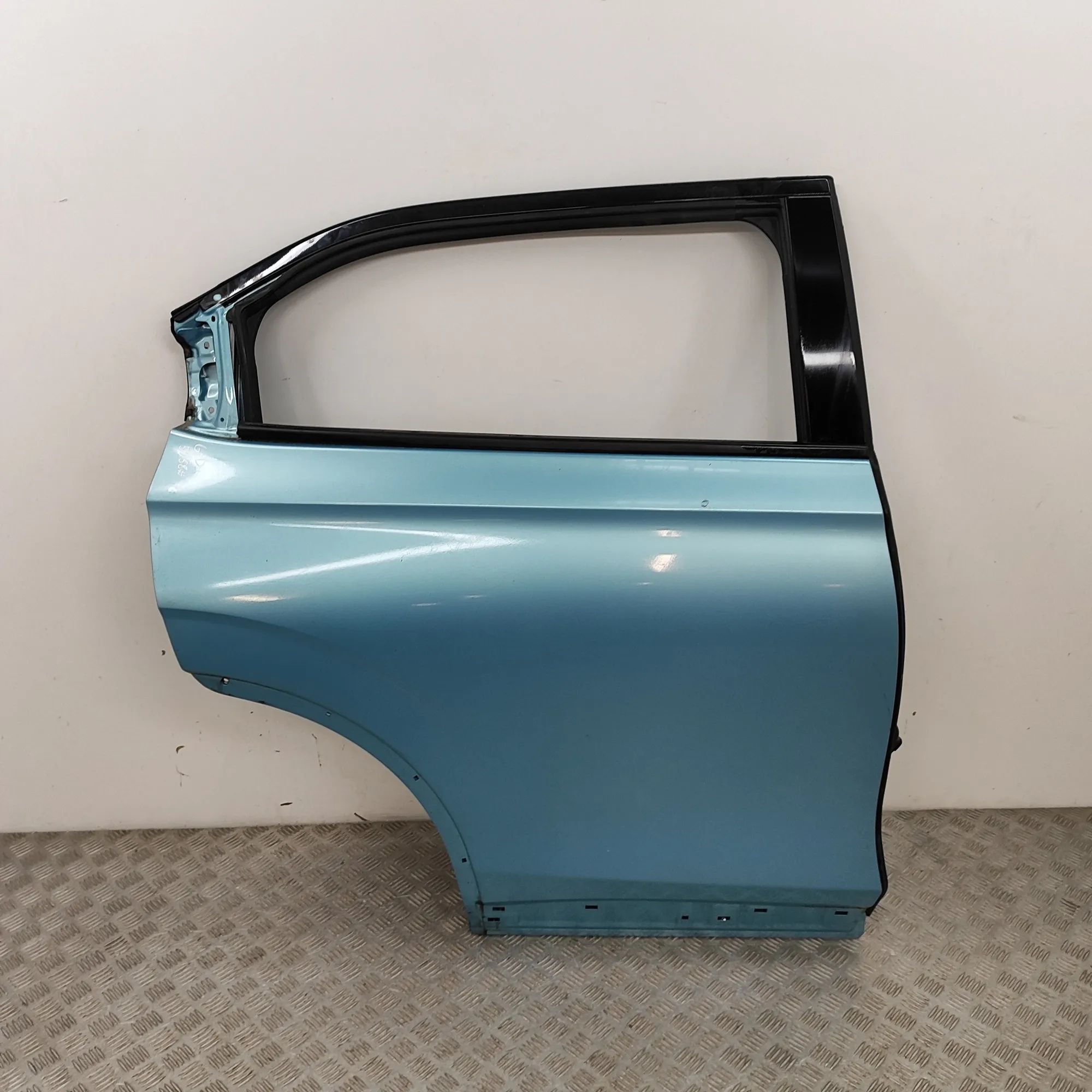 Honda HR-V / e:Ny1 Rear Right Door 67611-3M0-J00ZZ Rear Right Door HONDA E:NY1 (20...