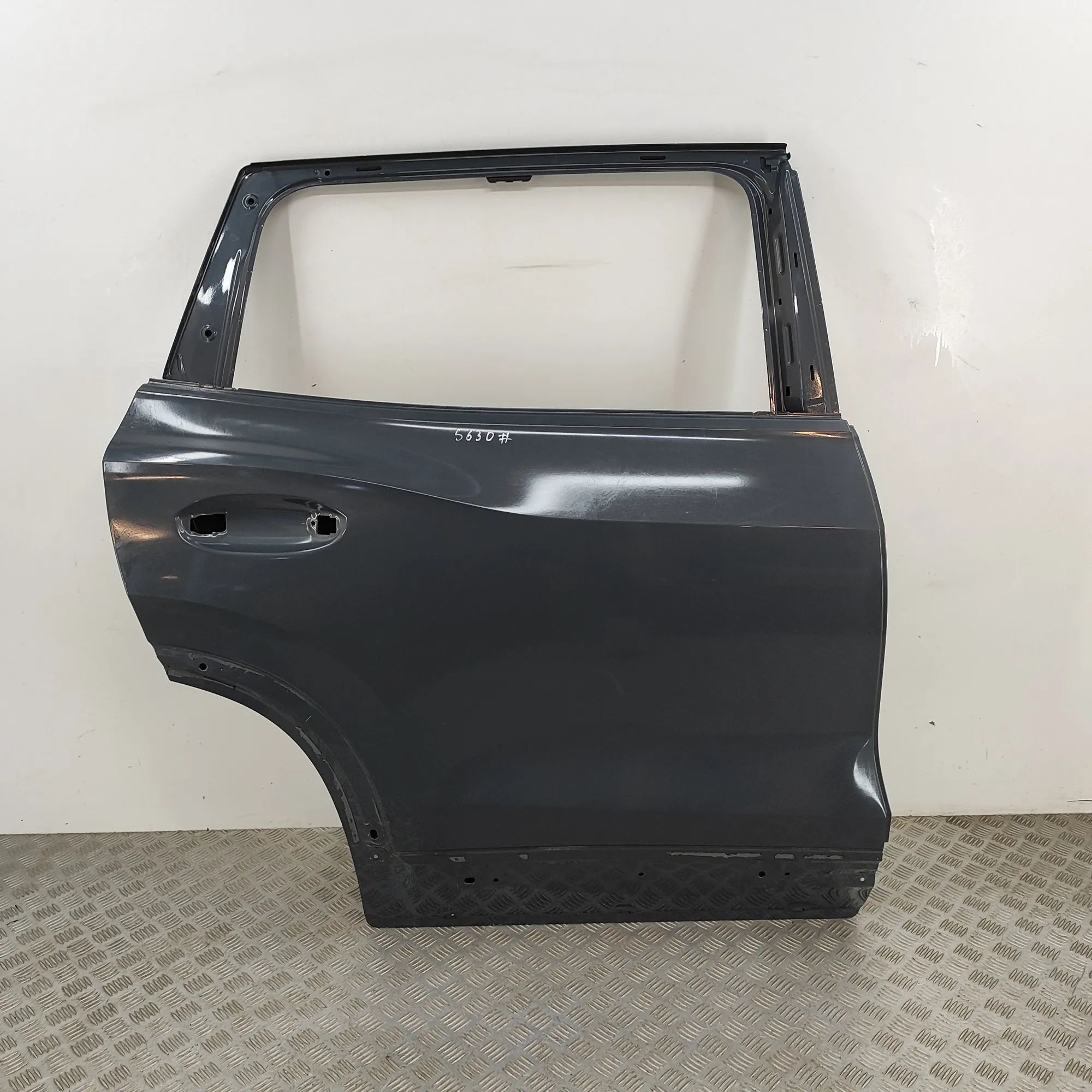 Volkswagen Tayron Rear Right Door 57L833056 Rear Right Door VW TAYRON (R41) (2024...