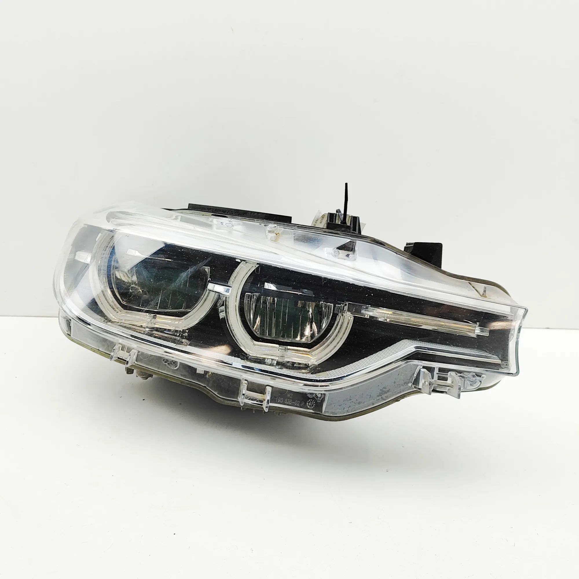 BMW 3 (F30 / F31) Front Right Headlight 7419632 Front Right Headlight BMW 3 SERIES (F30...