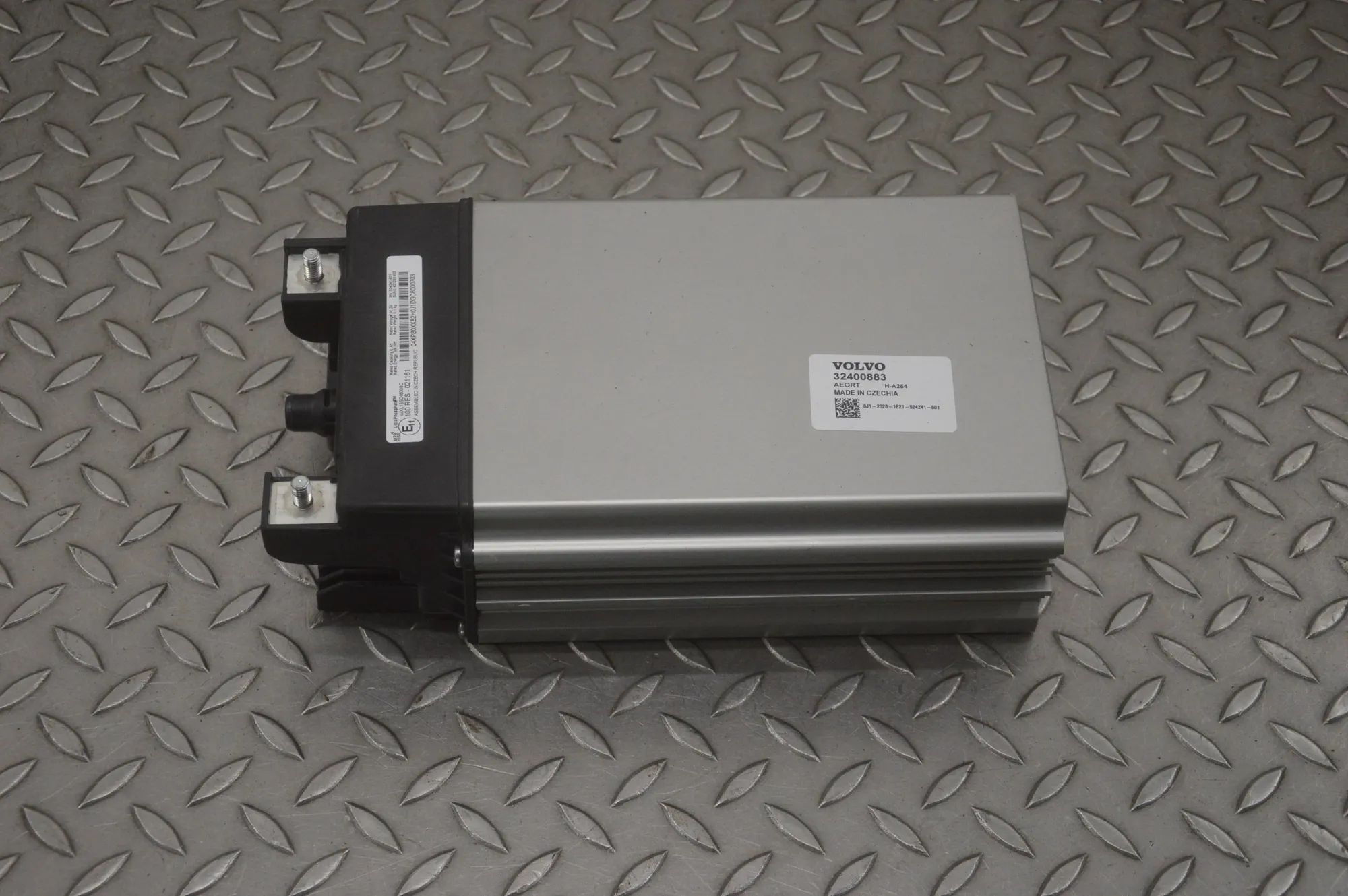 Volvo XC40 / EX40 battery 524241-801, 421291463, 8Ah, 369Wh, 32400883 Bat...