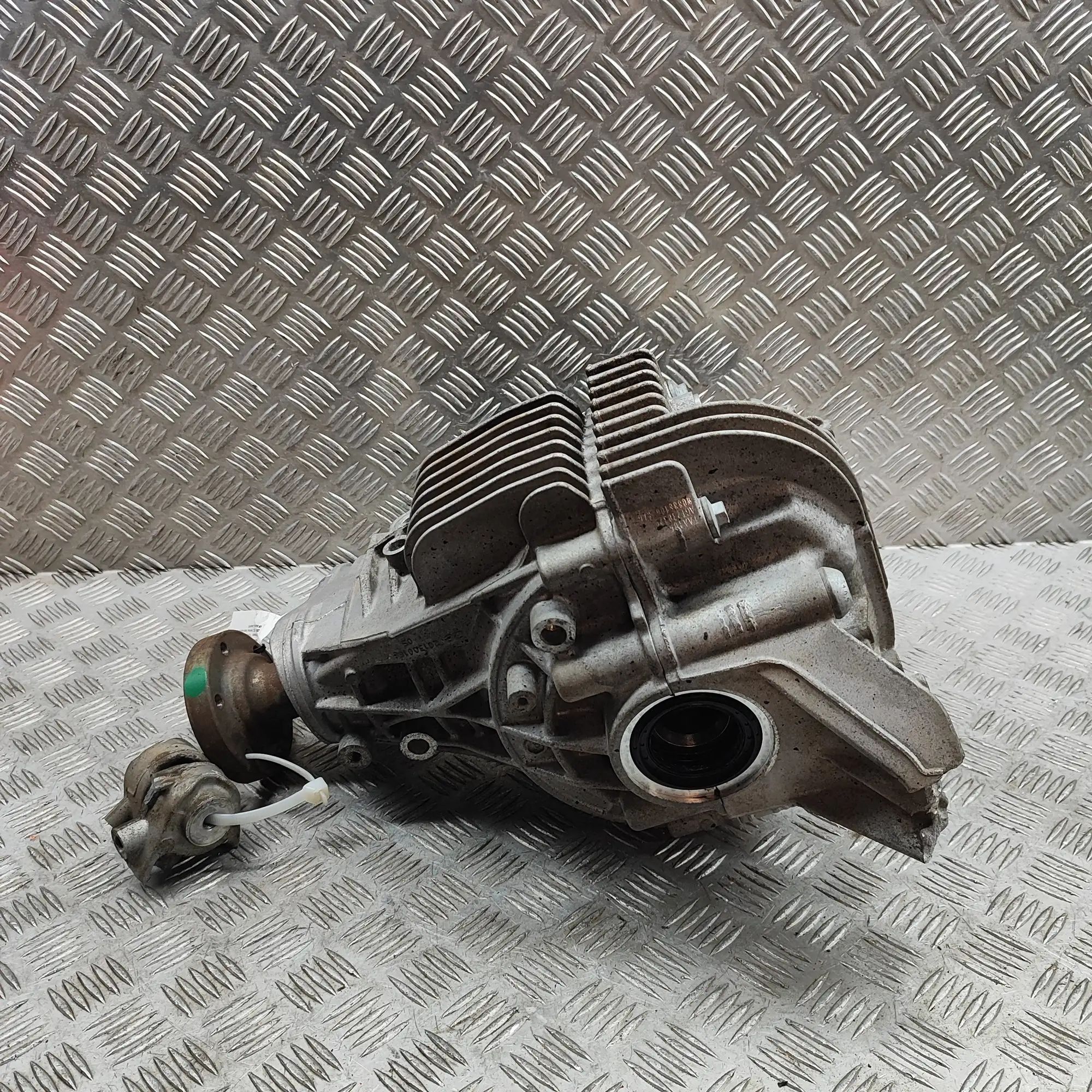 Porsche Cayenne rear differential 0DG.500.043.H, 0DG500043H Rear Differential POR...