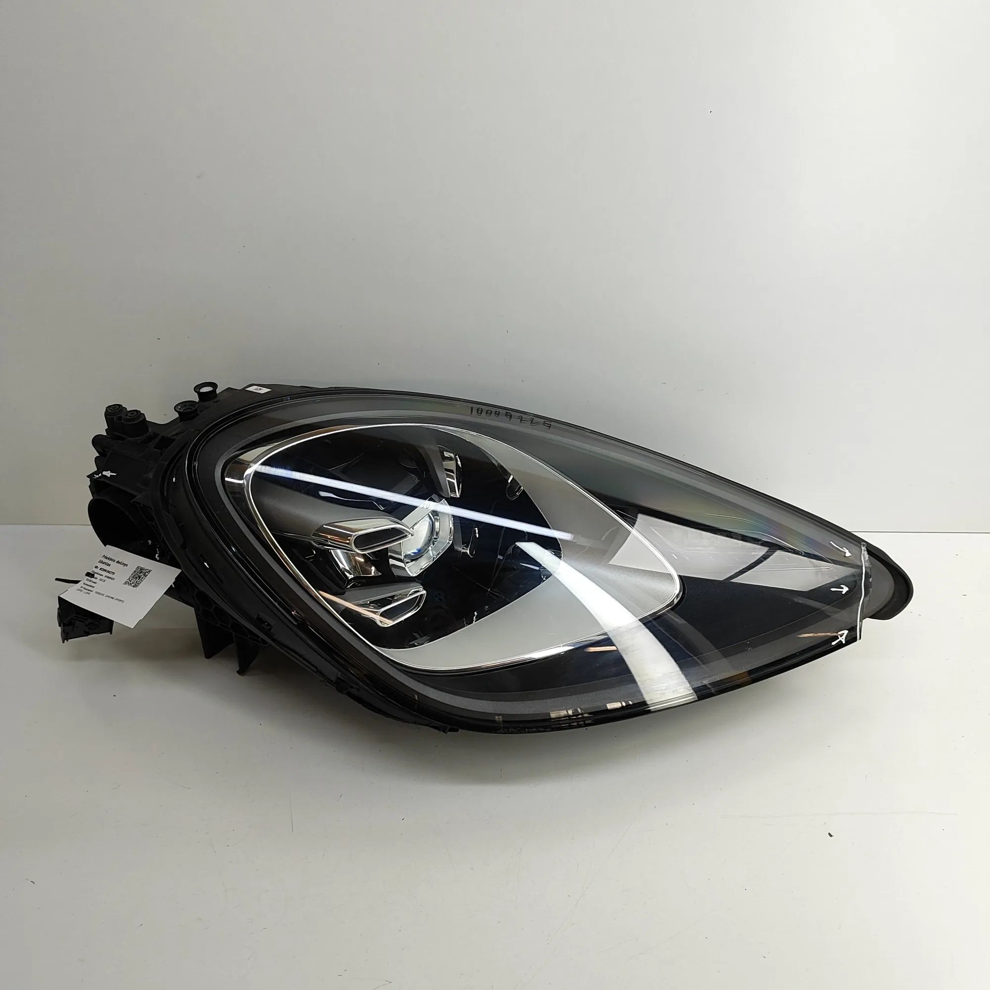 Porsche Cayenne Front Right Headlight 9Y0.941.034.AJ, 9Y0941034AJ Front Right Headlig...