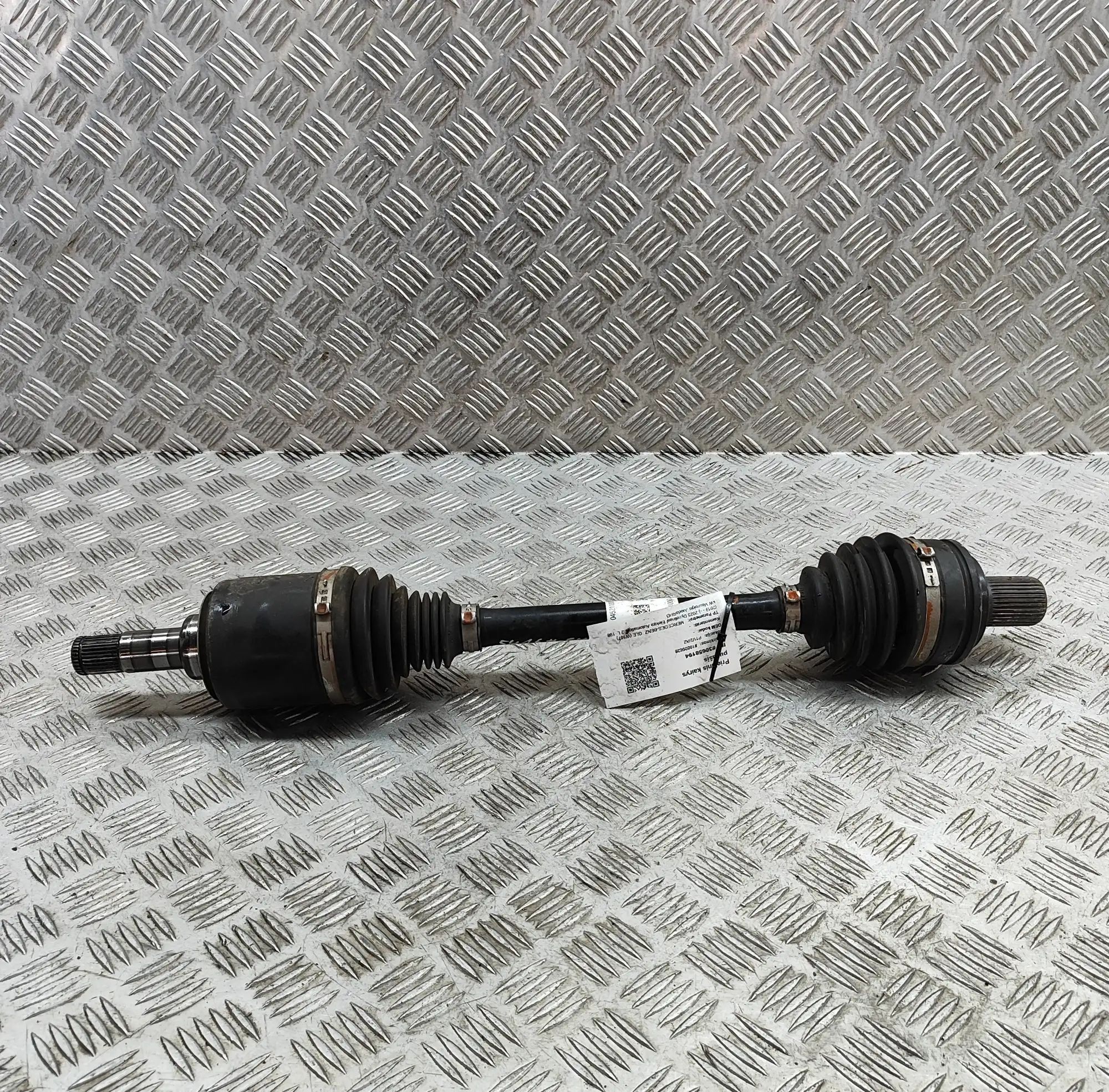 Mercedes-Benz GLE (W167) Front Left Driveshaft A1673308501 Front Left Driveshaft MERCEDES-BENZ...