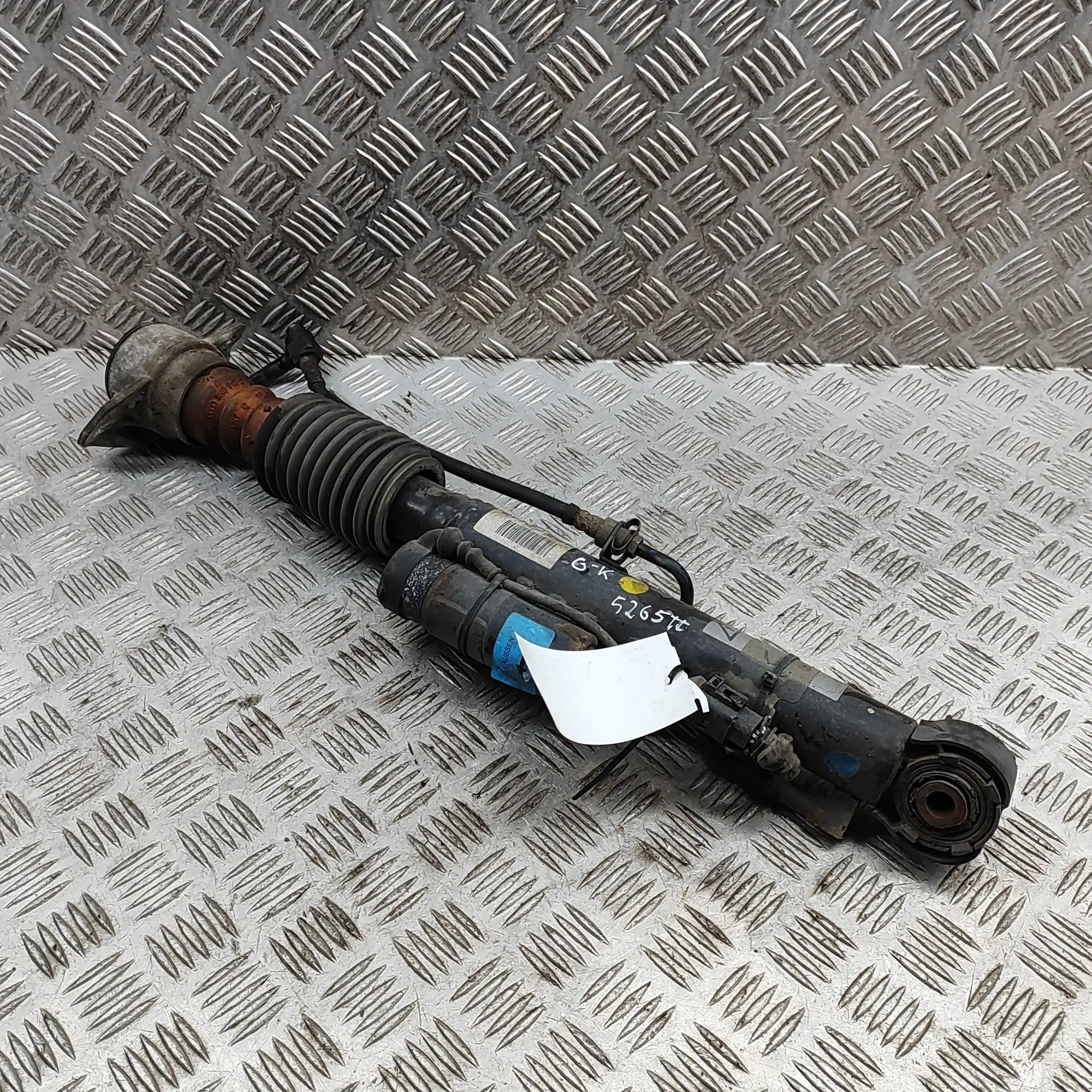 Audi A6 (C7) Rear Left Shock Absorber 4G0512011E, 4G05011E Rear Left Shock Absorber A...