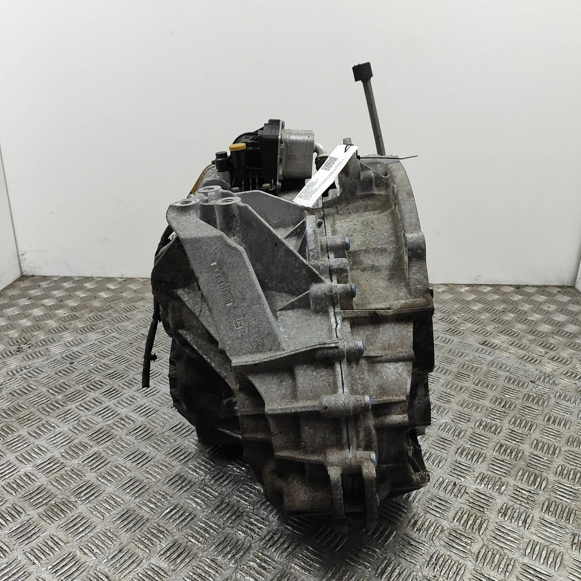 Mercedes-Benz A (W176) Gearbox A2463705800, 724.002 Gearbox MERCEDES-BENZ A-CL...